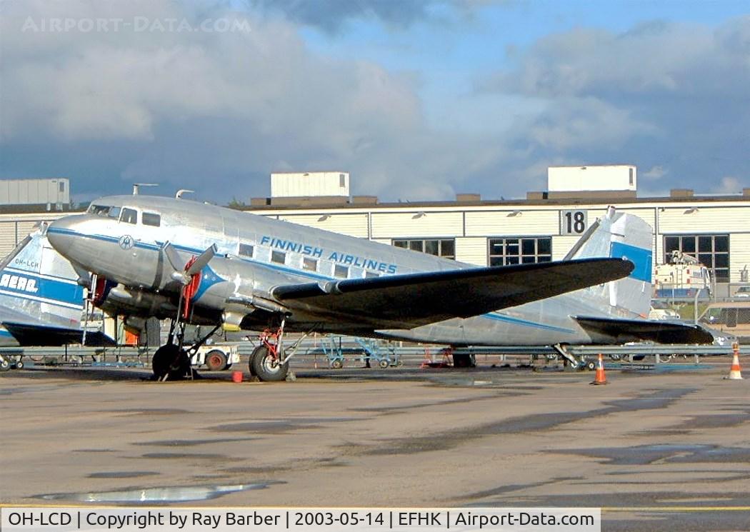 OH-LCD, 1943 Douglas C-47A-75-DL C/N 19309, Douglas DC-3C-47A-75-DL [19309] (Airveteran) Helsinki-Vantaa~OH 14/05/2003