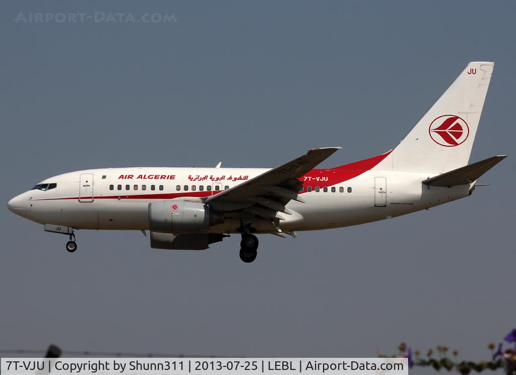 7T-VJU, 2002 Boeing 737-6D6 C/N 30211, Landing rwy 25R
