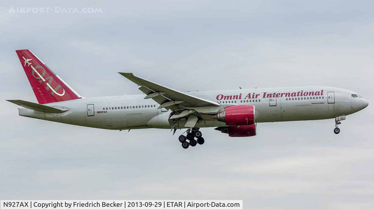 N927AX, 1997 Boeing 777-222/ER C/N 26943, on final RW09
