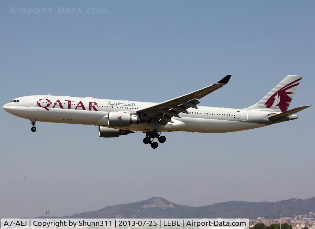 A7-AEI, 2007 Airbus A330-302 C/N 813, Landing rwy 25R
