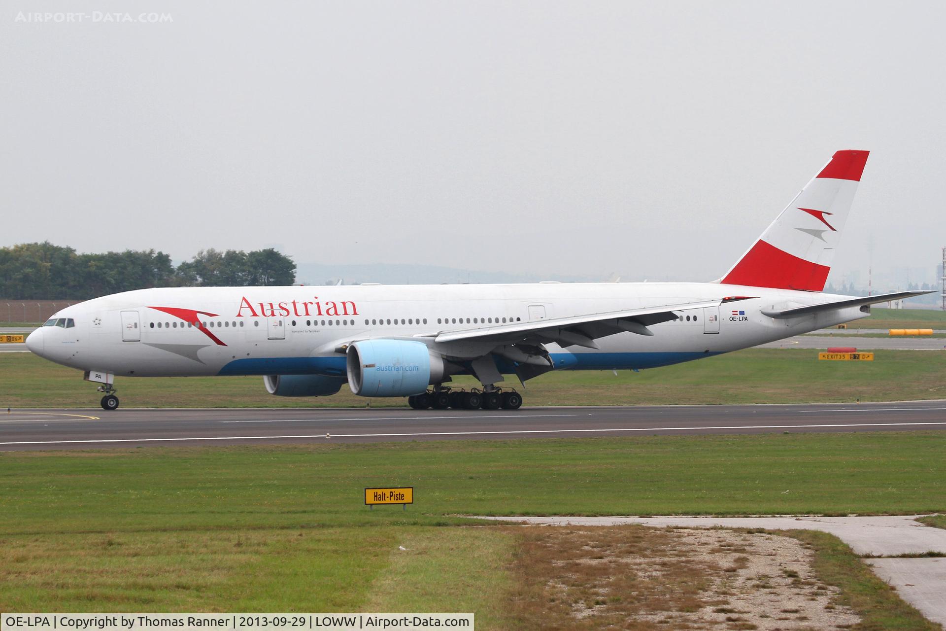 OE-LPA, 1997 Boeing 777-2Z9/ER C/N 28698, Austrian B777