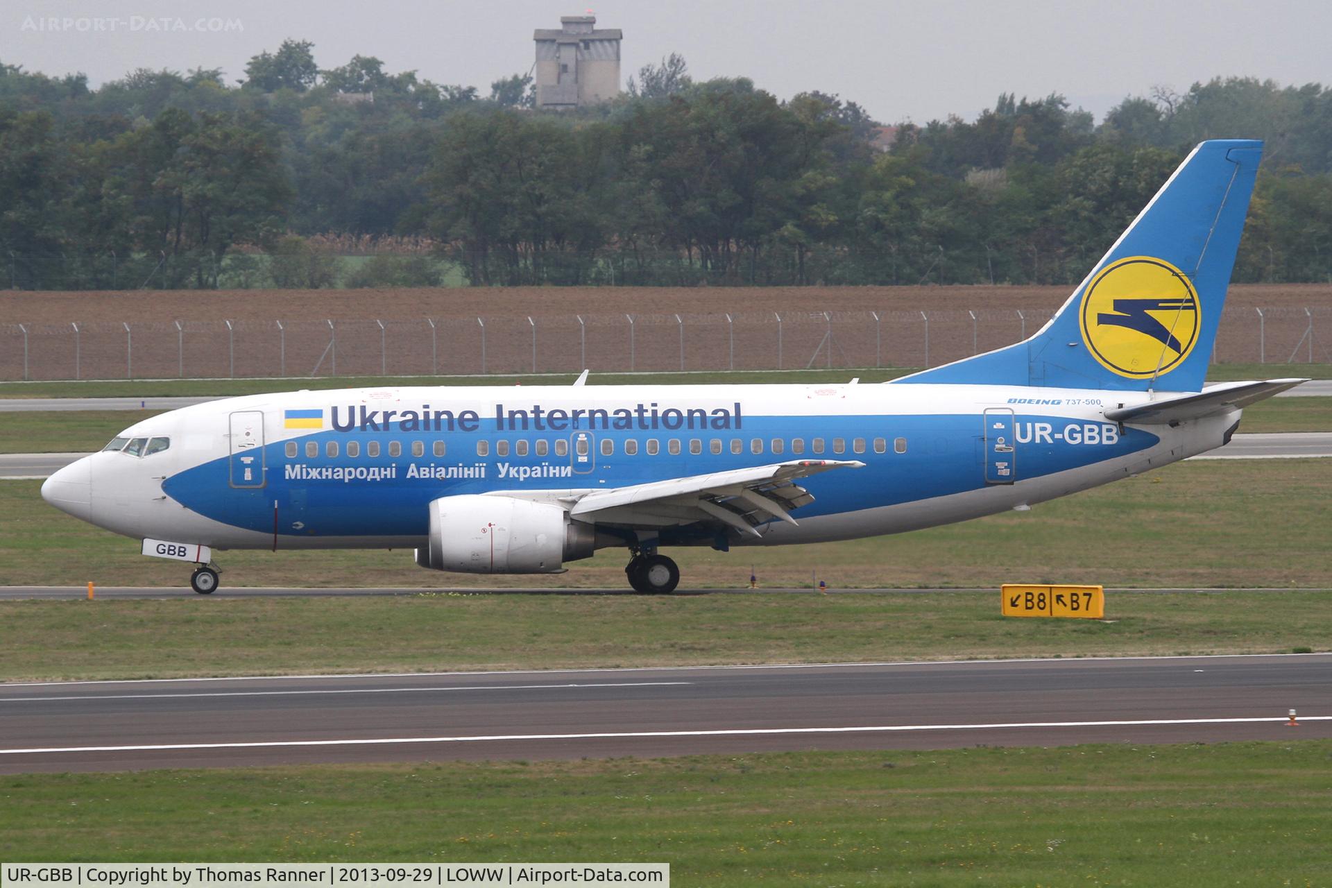 UR-GBB, 1997 Boeing 737-5L9 C/N 28995, UIA B737