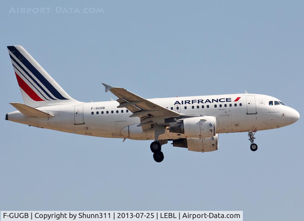 F-GUGB, 2003 Airbus A318-111 C/N 2059, Landing rwy 25R in modified new livery...