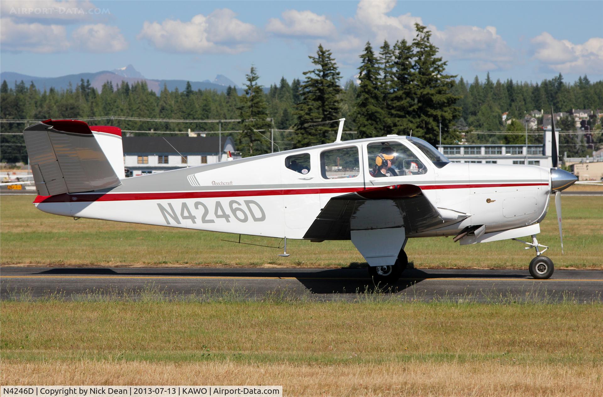 N4246D, 1956 Beech G35 Bonanza C/N D-4468, KAWO/AWO