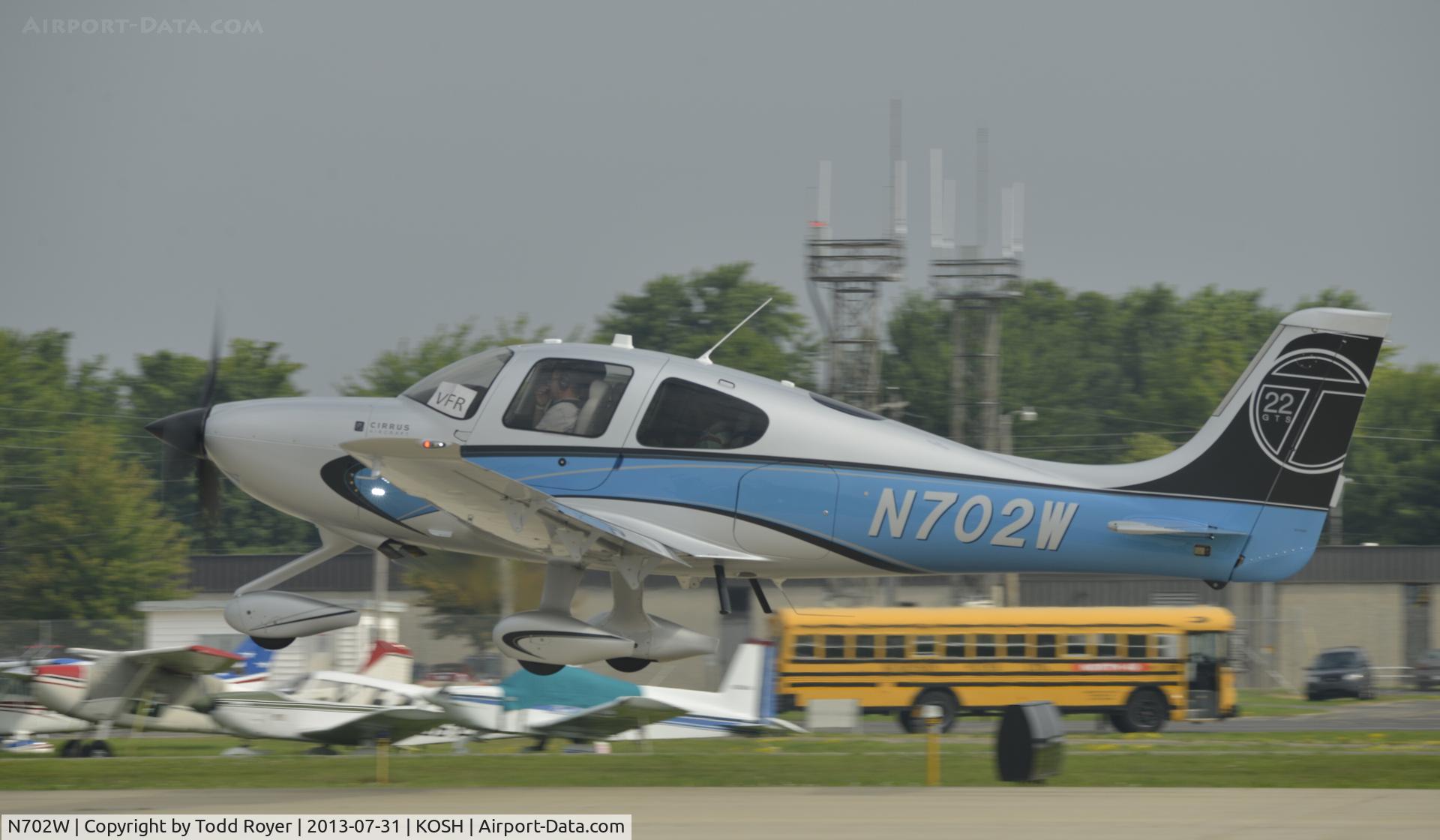 N702W, 2013 Cirrus SR22T C/N 0528, Airventure 2013