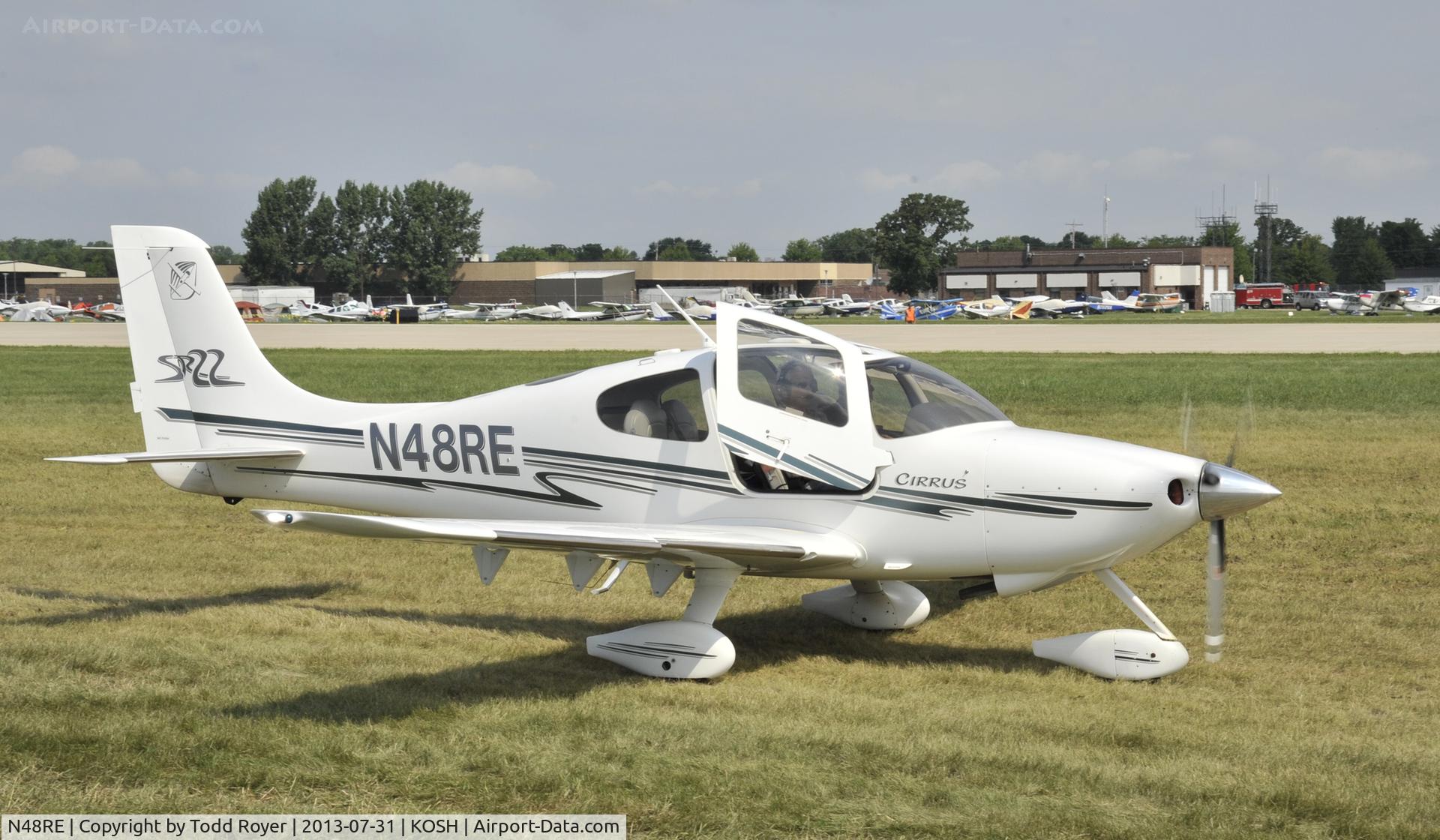 N48RE, 2002 Cirrus SR22 C/N 0404, Airventure 2013