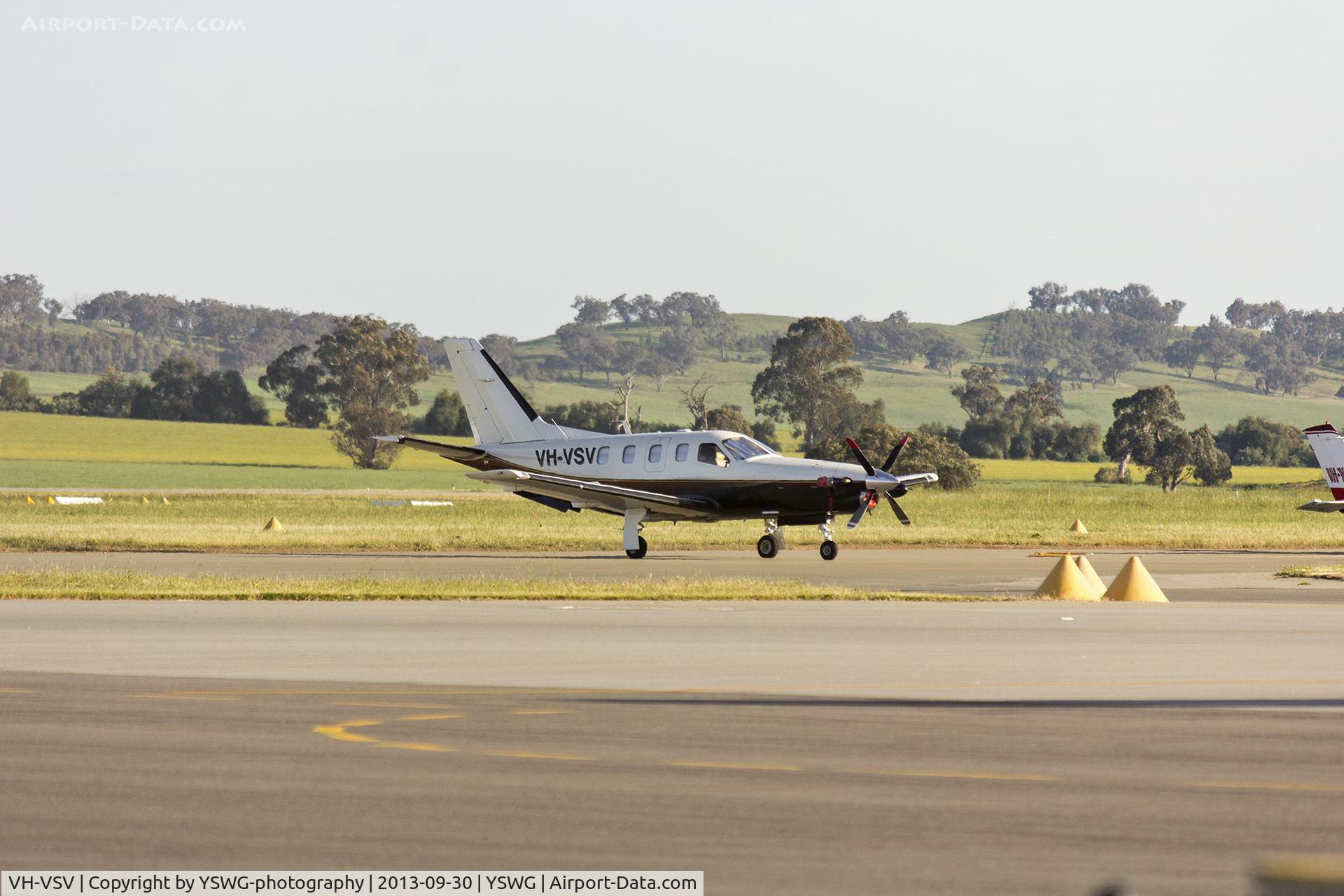 VH-VSV, 2000 Socata TBM-700 C/N 173, Cirrus Australia (VH-VSV) Socata TBM 700 parked at Wagga Wagga Airport.