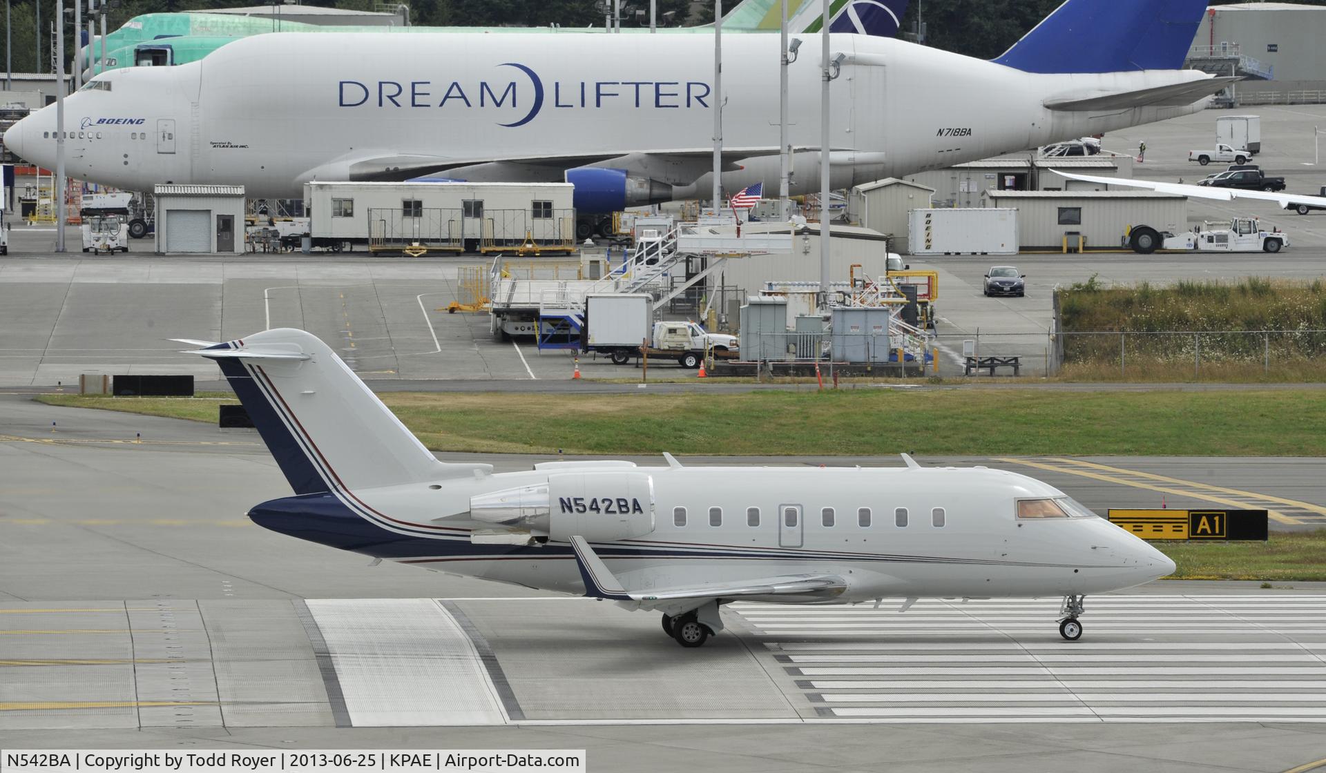 N542BA, 2007 Bombardier Challenger 605 (CL-600-2B16) C/N 5737, Departing Paine field