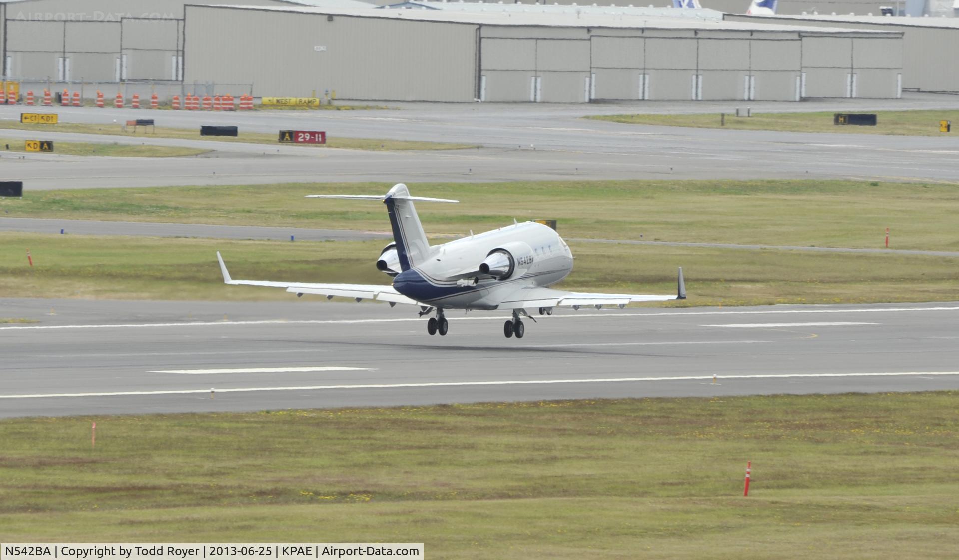 N542BA, 2007 Bombardier Challenger 605 (CL-600-2B16) C/N 5737, Departing Paine Field