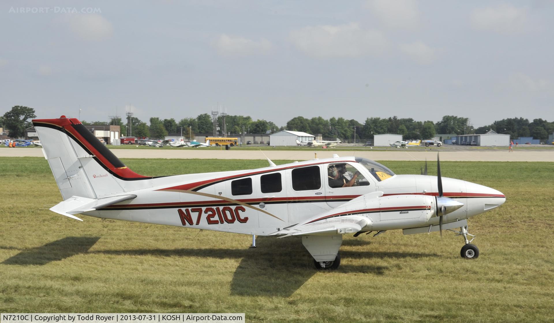N7210C, 1984 Beech 58 Baron C/N TH-1431, Airventure 2013