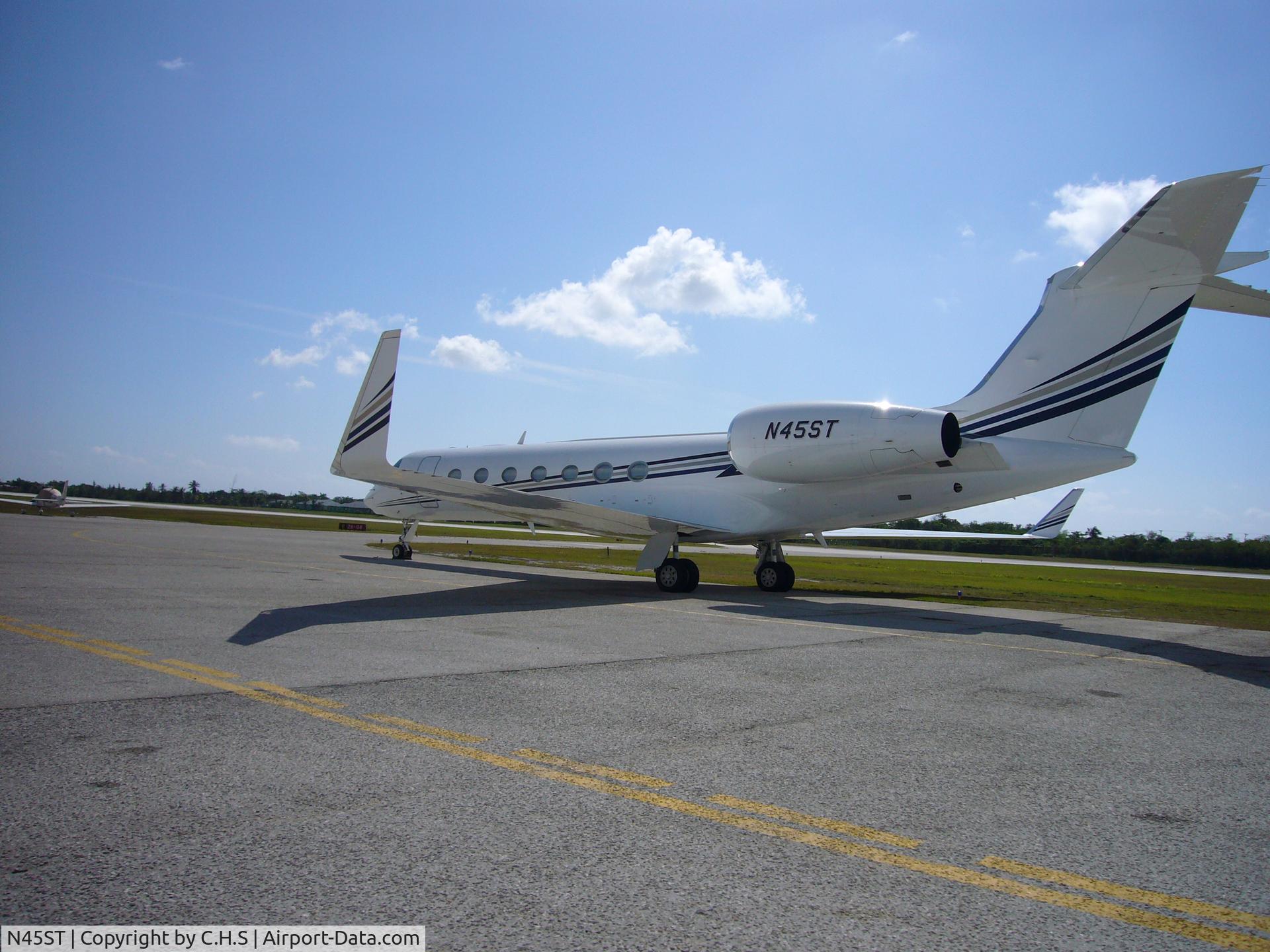 N45ST, 2008 Gulfstream Aerospace GV-SP (G550) C/N 5196, on cayman island