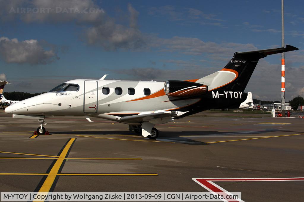 M-YTOY, 2009 Embraer EMB-500 Phenom 100 C/N 50000112, visitor