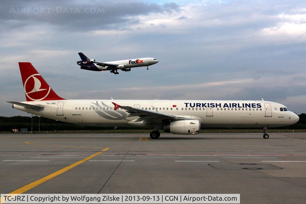 TC-JRZ, 2012 Airbus A321-231 C/N 5118, visitor