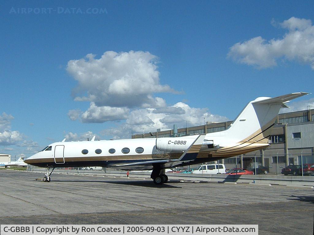 C-GBBB, 1982 Gulfstream American G-1159A Gulfstream III Gulfstream III C/N 368, 1982 Gulfstream sits on this side ramp at Toronto Int'l Airport