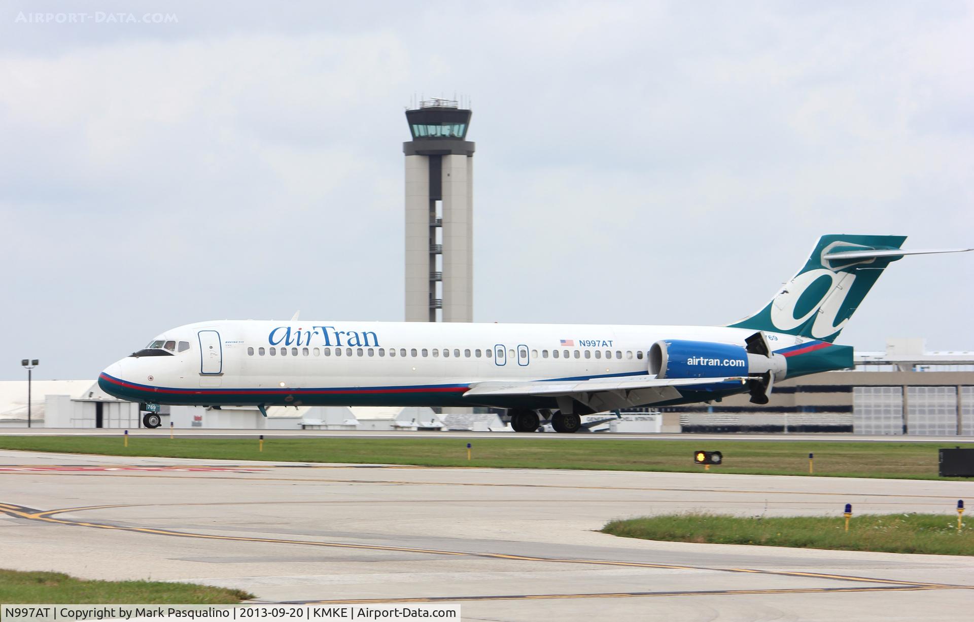 N997AT, 2002 Boeing 717-200 C/N 55141, Boeing 717-200