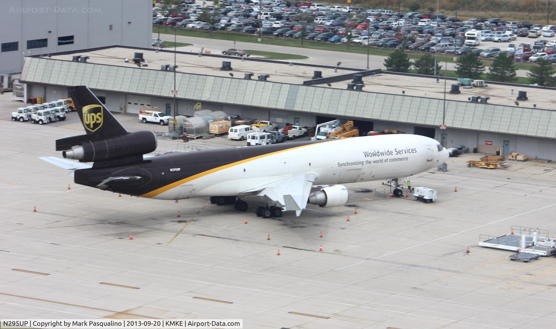 N295UP, 1992 McDonnell Douglas MD-11 C/N 48475, MD-11F
