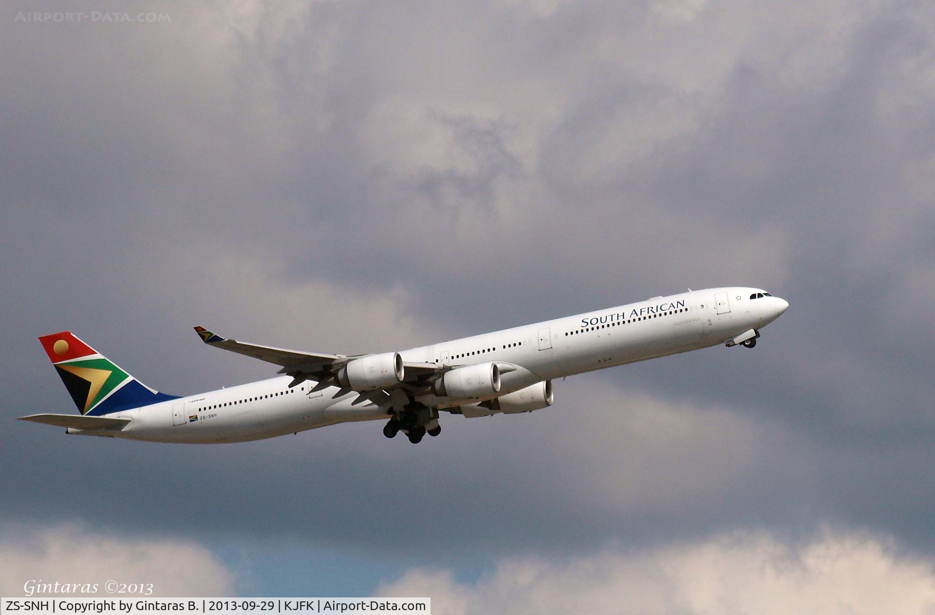 ZS-SNH, 2005 Airbus A340-642 C/N 626, Take-off from JFK