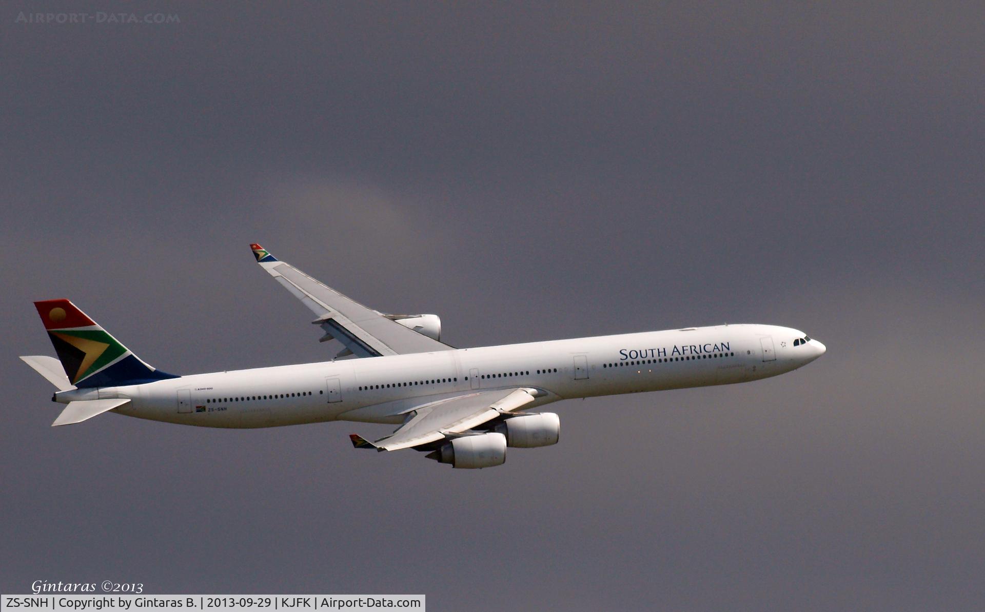 ZS-SNH, 2005 Airbus A340-642 C/N 626, Take-off from JFK