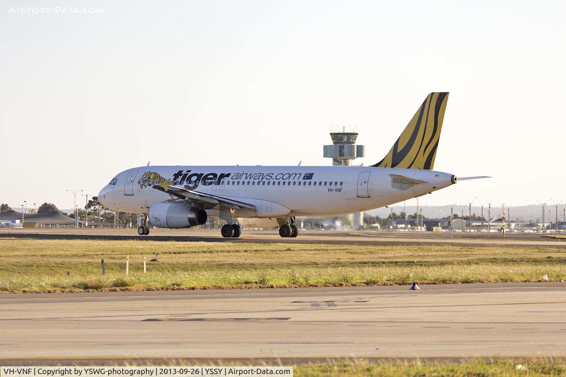 VH-VNF, 2007 Airbus A320-232 C/N 3332, Tigerair (VH-VNF) Airbus A320-232, still in Tiger Australia livery, waiting at Echo holding point at Sydney Airport.