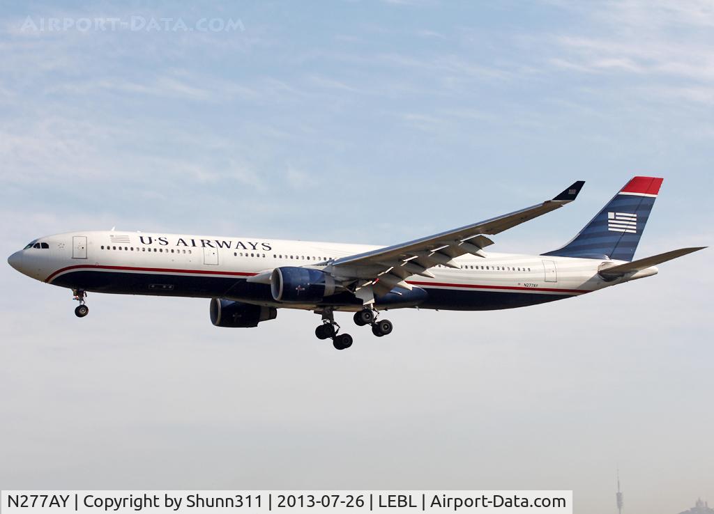 N277AY, 2001 Airbus A330-323 C/N 0380, Landing rwy 25R
