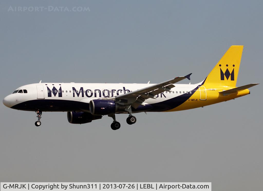 G-MRJK, 1999 Airbus A320-214 C/N 1081, Landing rwy 25R in new c/s...