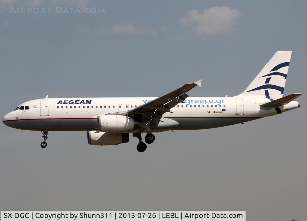 SX-DGC, 2009 Airbus A320-232 C/N 4094, Landing rwy 25 with additional 'www.visitgreece.gr' titles on the rear fuselage