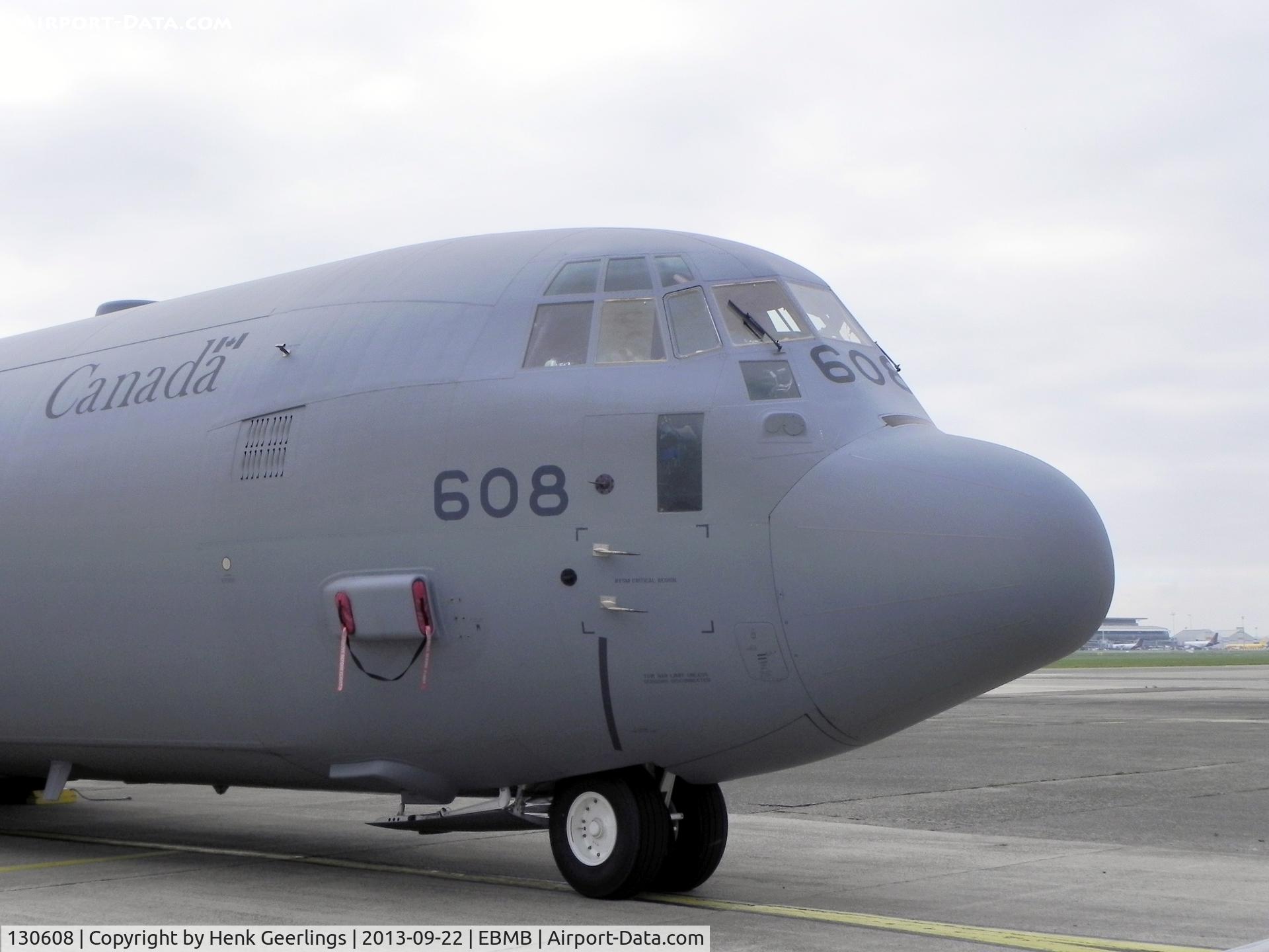 130608, 2011 Lockheed Martin CC-130J-30 Hercules C/N 382-5651, Belgian AF , 65 years Transportation  - 15 th wing , Open House ; Canadian AF CC-130 spcl plane for Öpen Skies