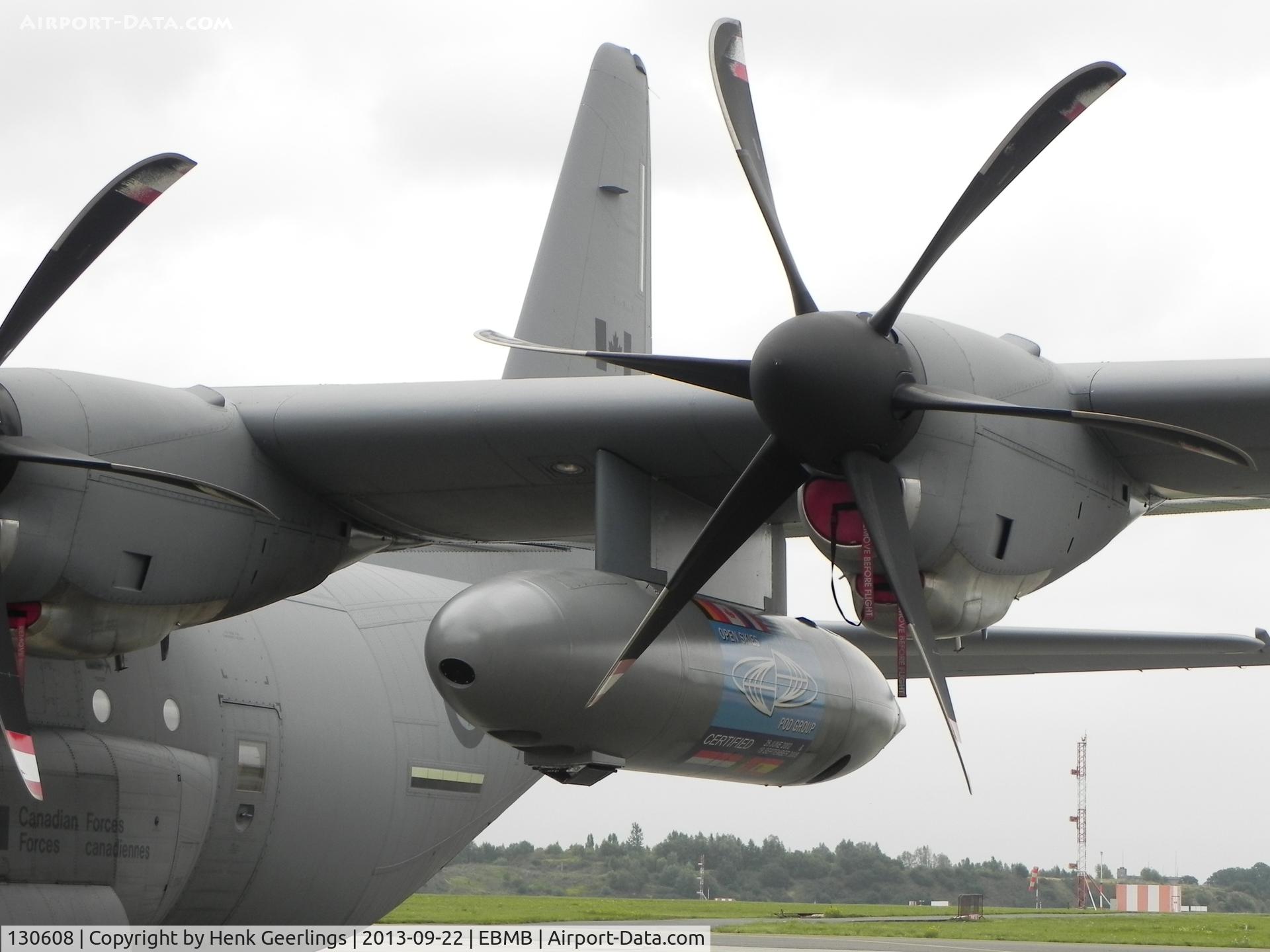 130608, 2011 Lockheed Martin CC-130J-30 Hercules C/N 382-5651, Belgian AF , 65 years Transportation  - 15 th wing , Open House ; Canadian AF CC-130 spcl plane for Öpen Skies