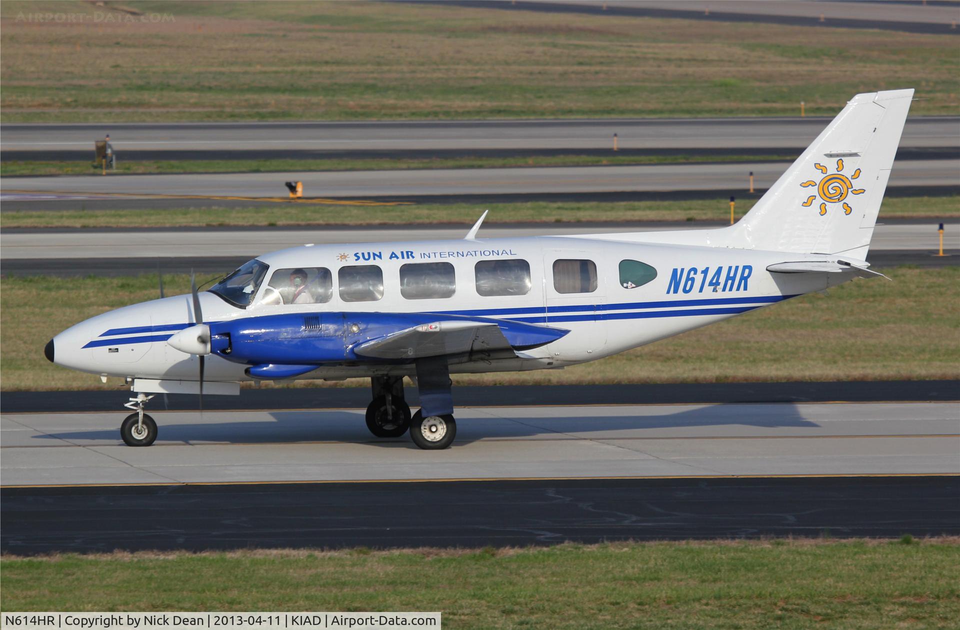 N614HR, 1973 Piper PA-31-350 Chieftain C/N 31-7305121, KIAD/IAD