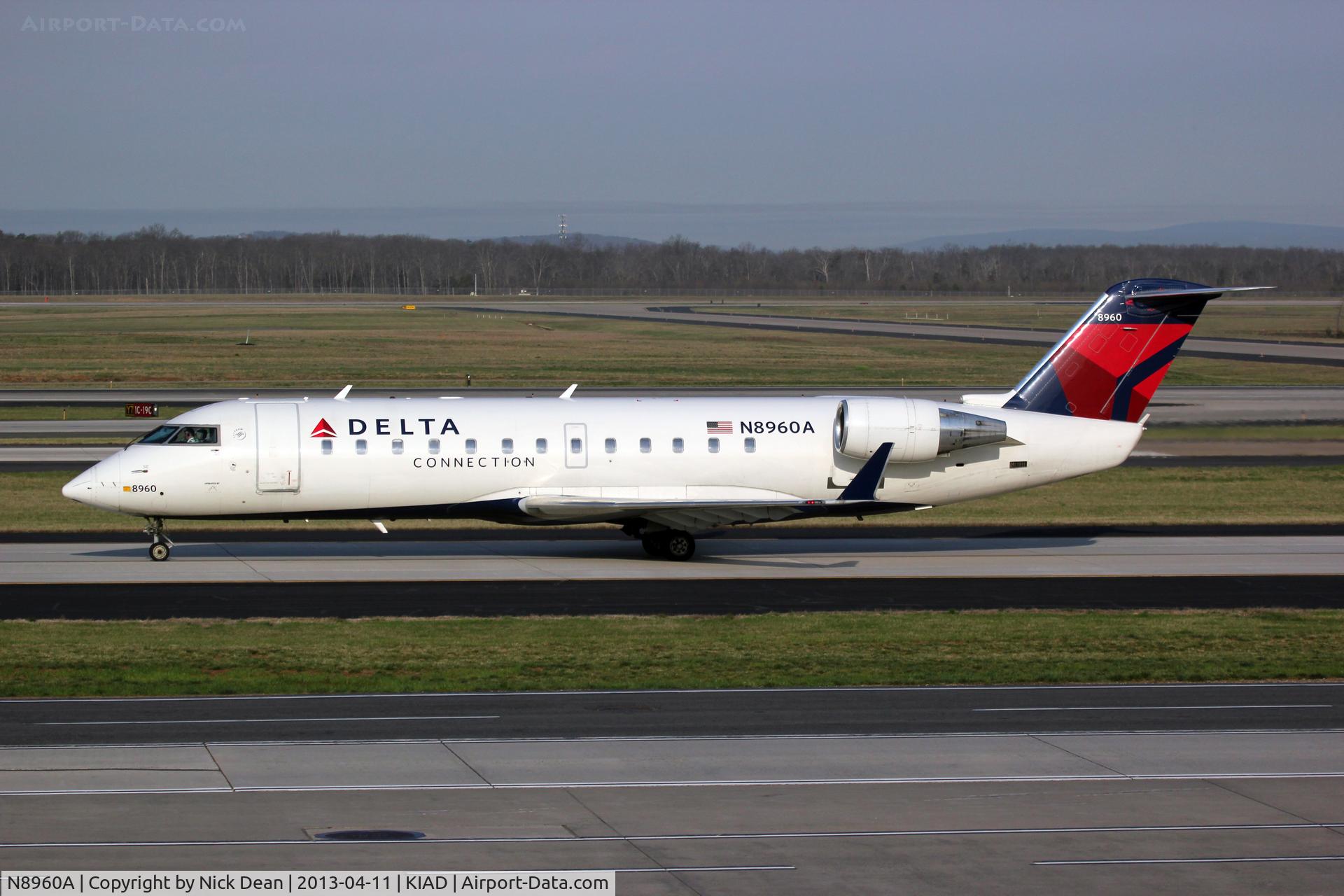 N8960A, 2004 Bombardier CRJ-200 (CL-600-2B19) C/N 7960, KIAD/IAD