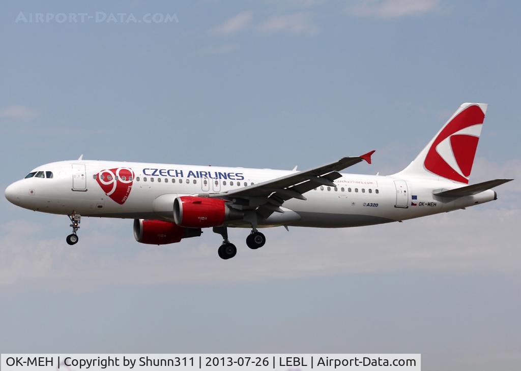 OK-MEH, 2007 Airbus A320-214 C/N 3031, Landing rwy 25R with additional 90th anniversary patch...