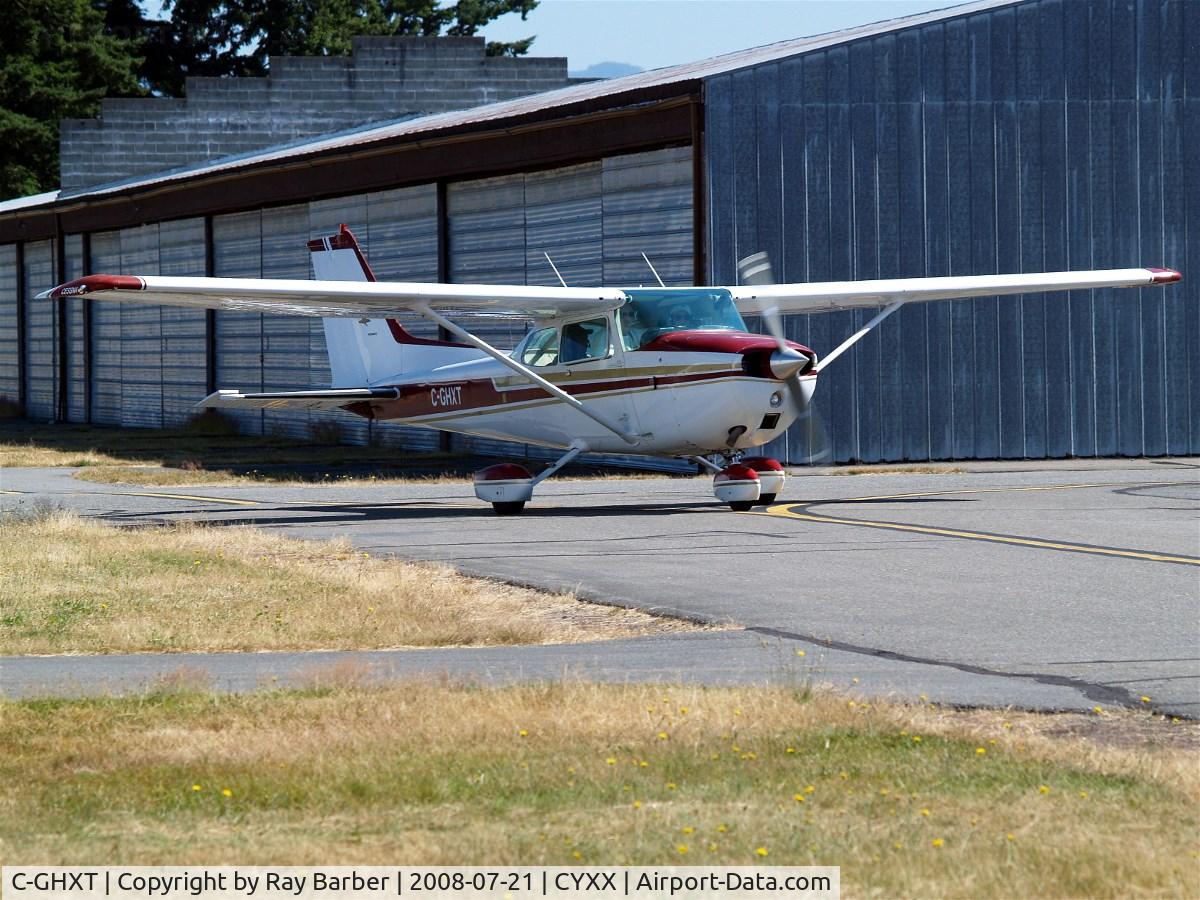 C-GHXT, 1975 Cessna 172M C/N 17266481, Cessna 172M Skyhawk [172-66481] Abbotsford~C 21/07/2008