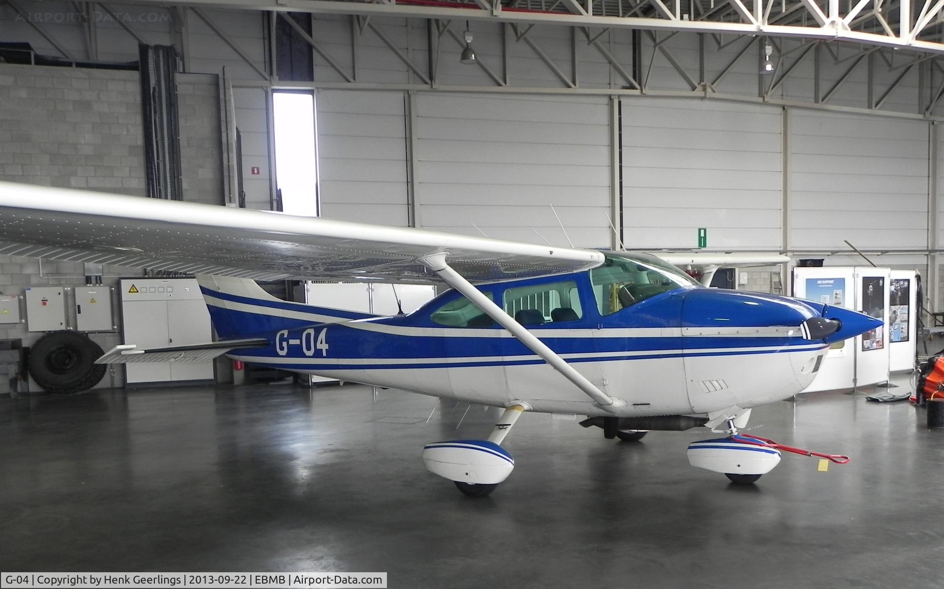 G-04, Cessna 182R Skylane C/N 18267844, Belgian AF Open House , 65 years - Transportation - 15th Wing .
40 years C-130H Hercules