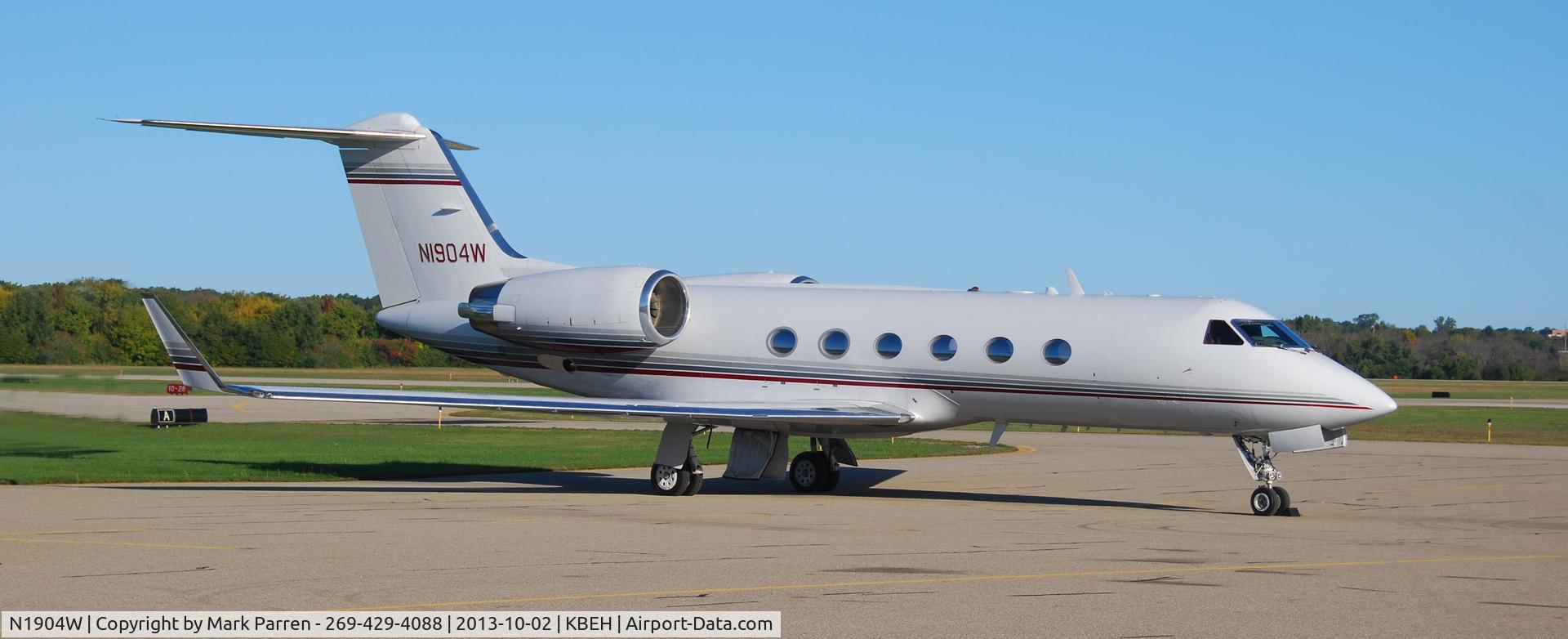 N1904W, 1994 Gulfstream Aerospace G-IV SP C/N 1237, Whirlpool - Southwest Michigan Airport.