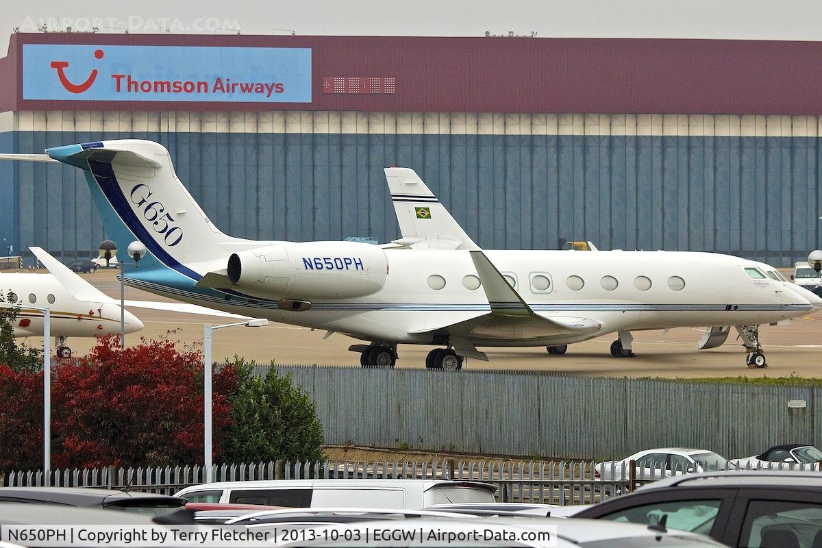 N650PH, 2011 Gulfstream Aerospace G650 (G-VI) C/N 6013, Gulfstream Aerospace G650, c/n: 6013 at Luton