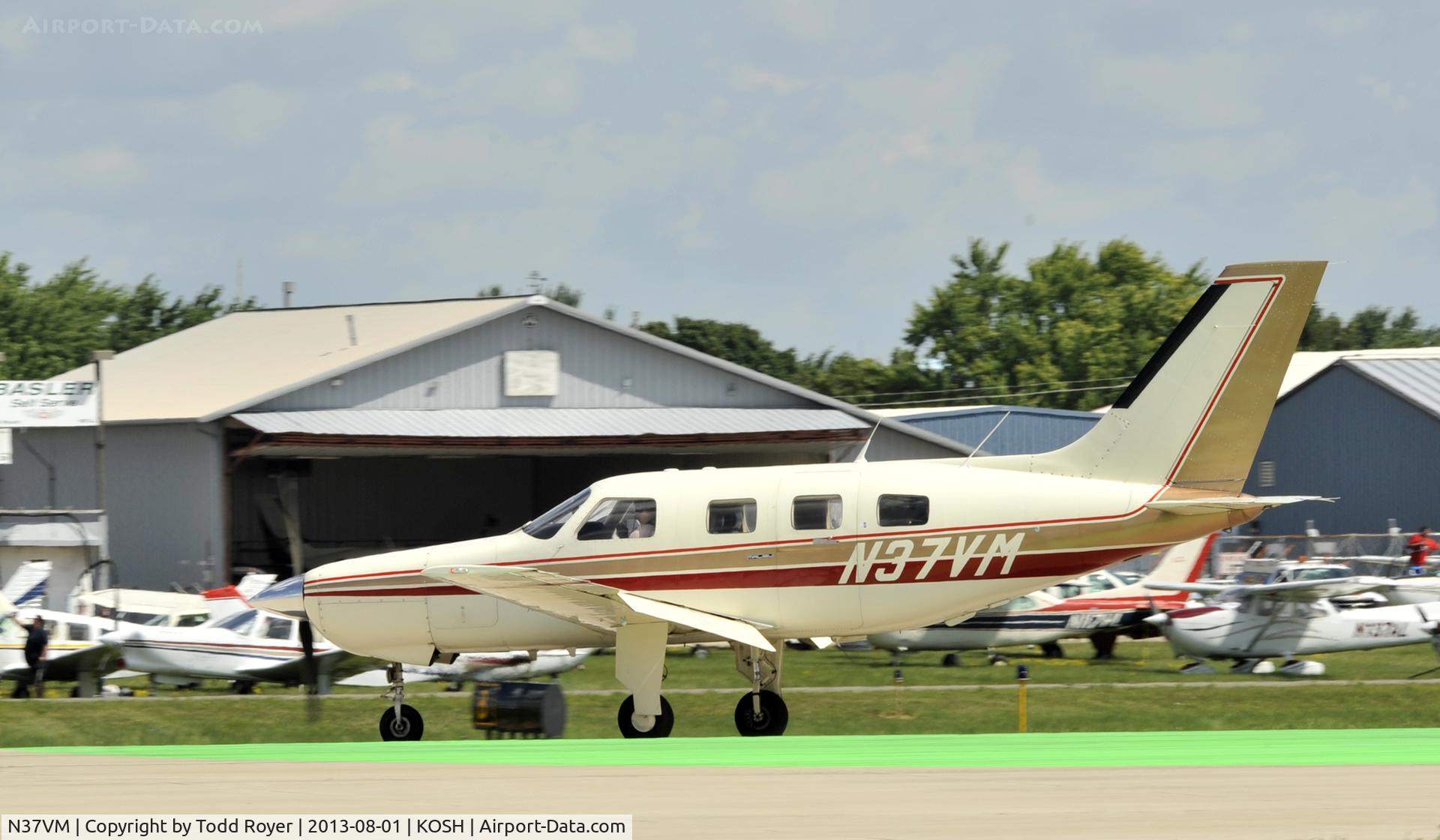 N37VM, 1984 Piper PA-46-310P Malibu C/N 46-8508002, Airventure 2013