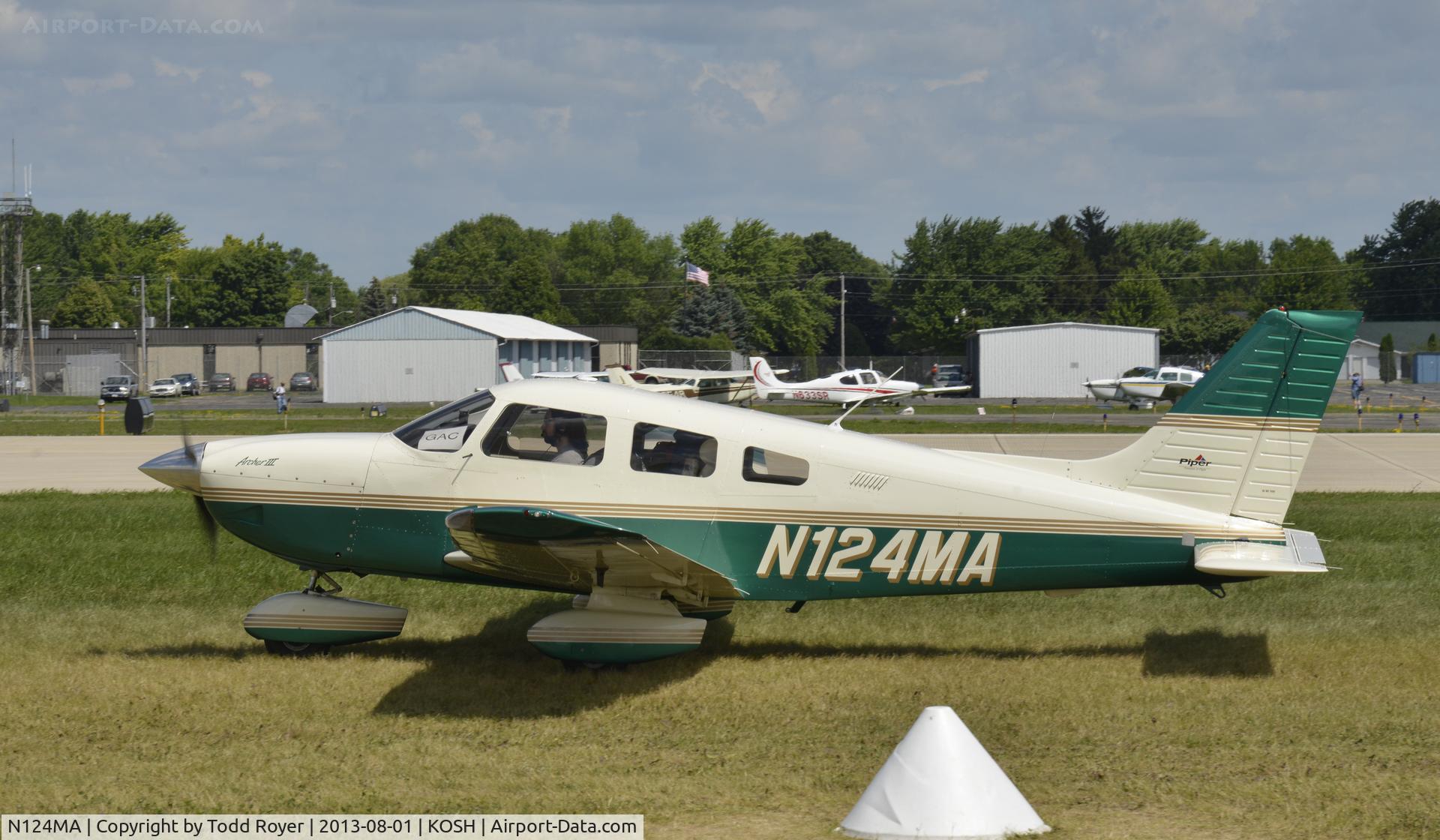 N124MA, 2002 Piper PA-28-181 C/N 2843524, Airventure 2013