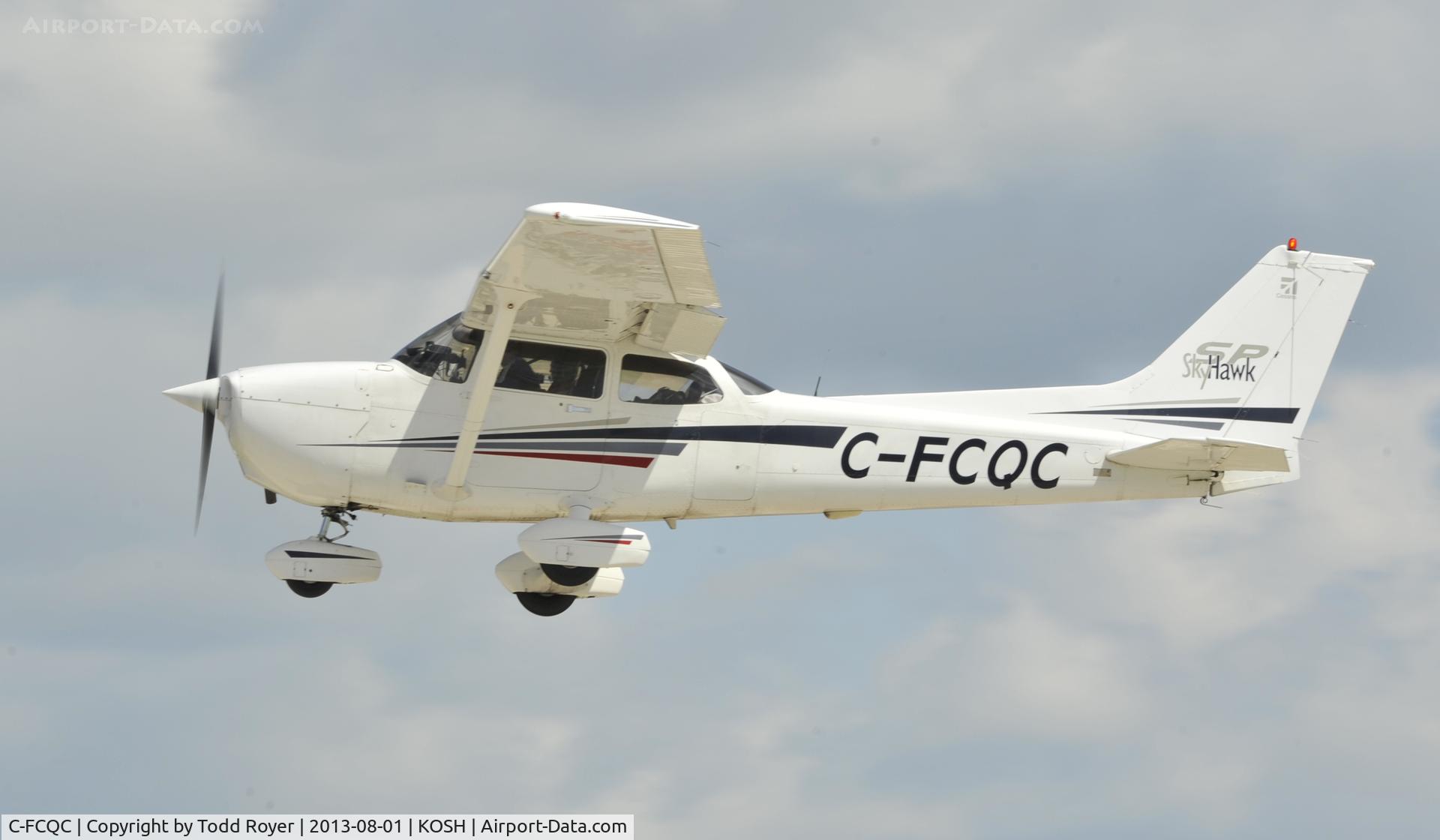 C-FCQC, 2002 Cessna 172S Skyhawk SP C/N 172S9270, Airventure 2013