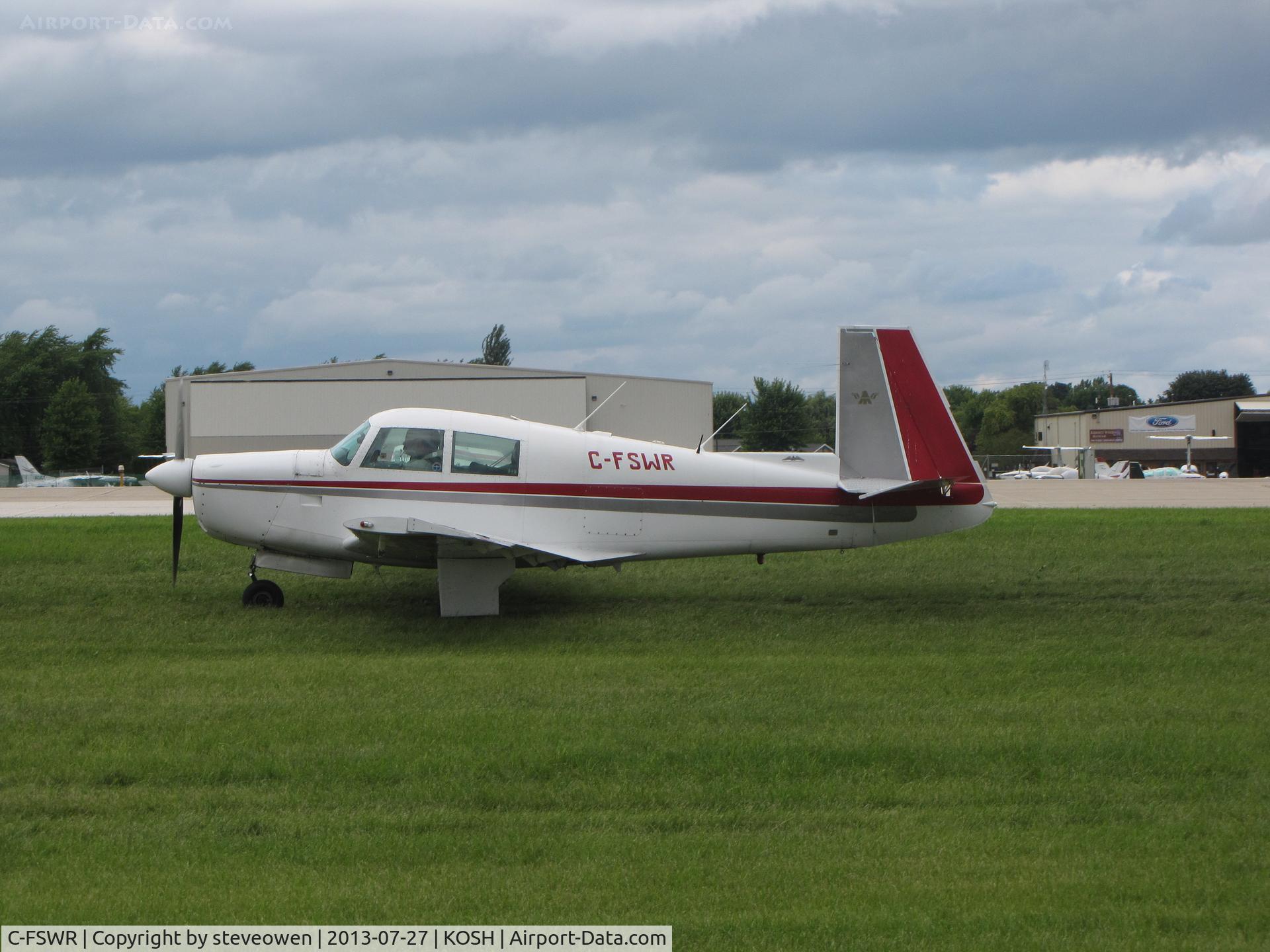 C-FSWR, 1965 Mooney M20E C/N 820, Taxing on the grass @ KOSH