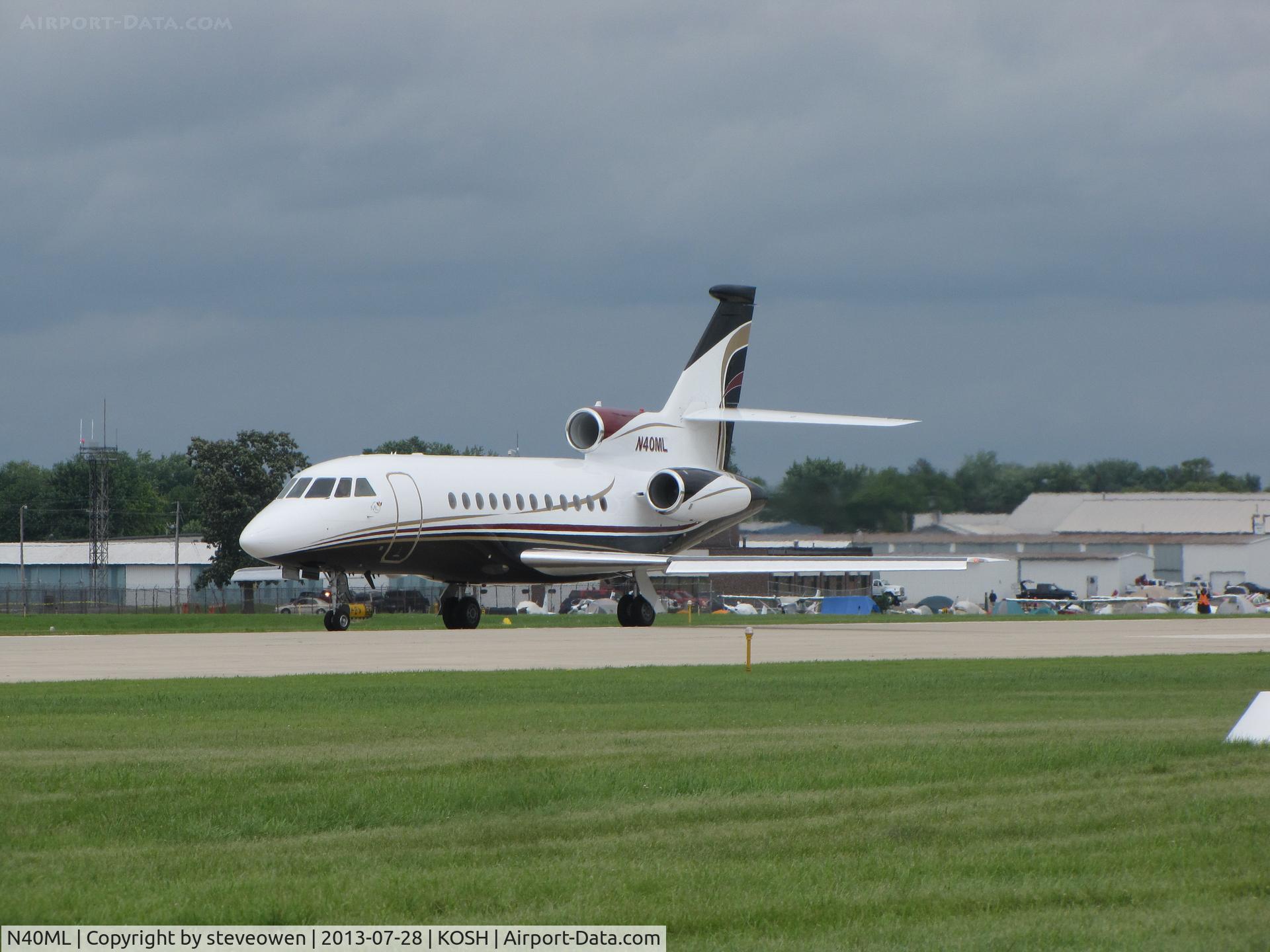 N40ML, Dassault Falcon 900EX C/N 46, landing Oshkosh