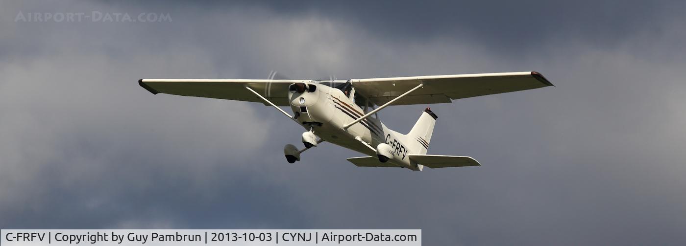 C-FRFV, 1973 Cessna 172M C/N 17261660, Take off
