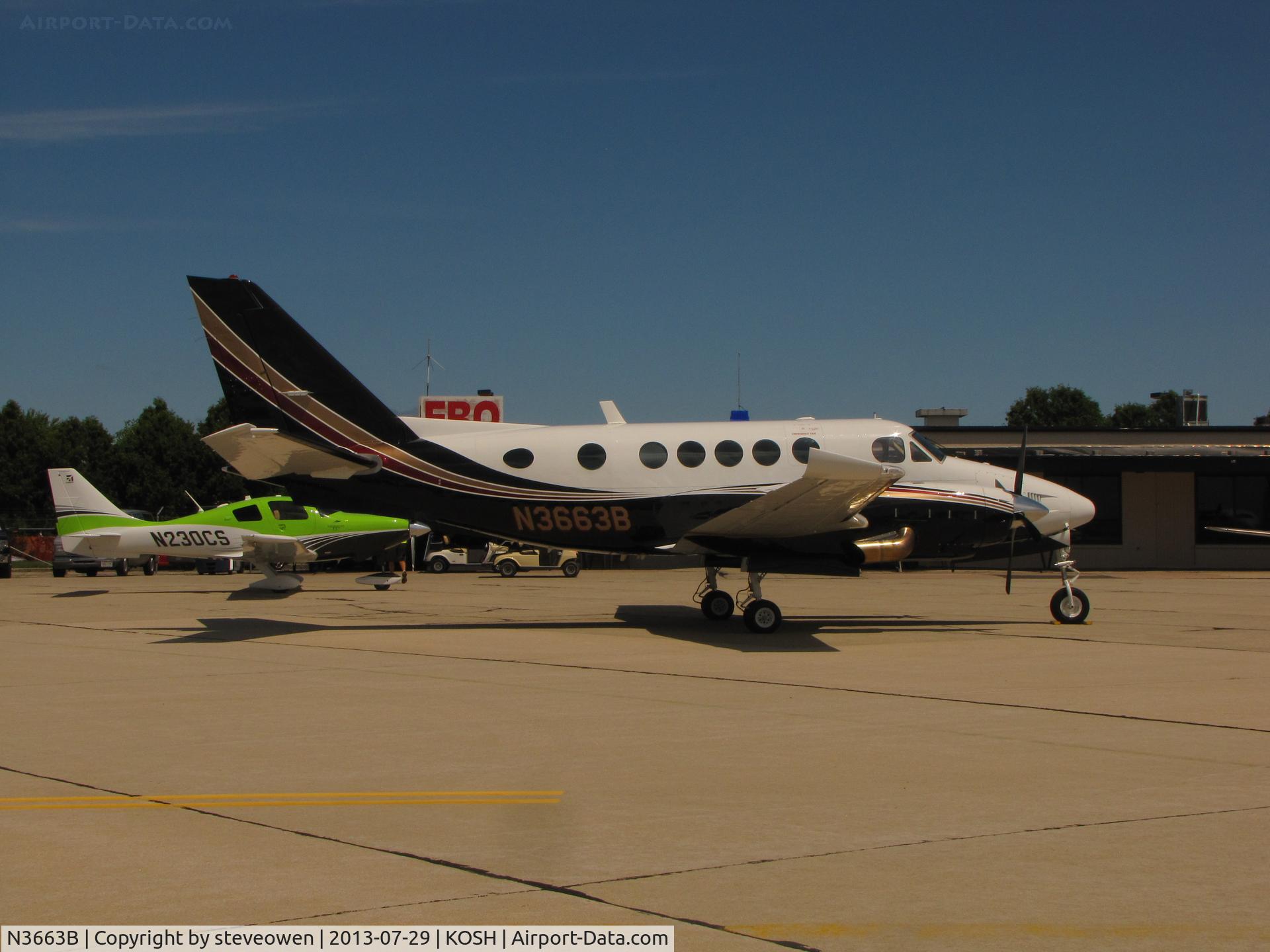 N3663B, 1980 Beech B100 King Air C/N BE-94, Orion FBO Ramp