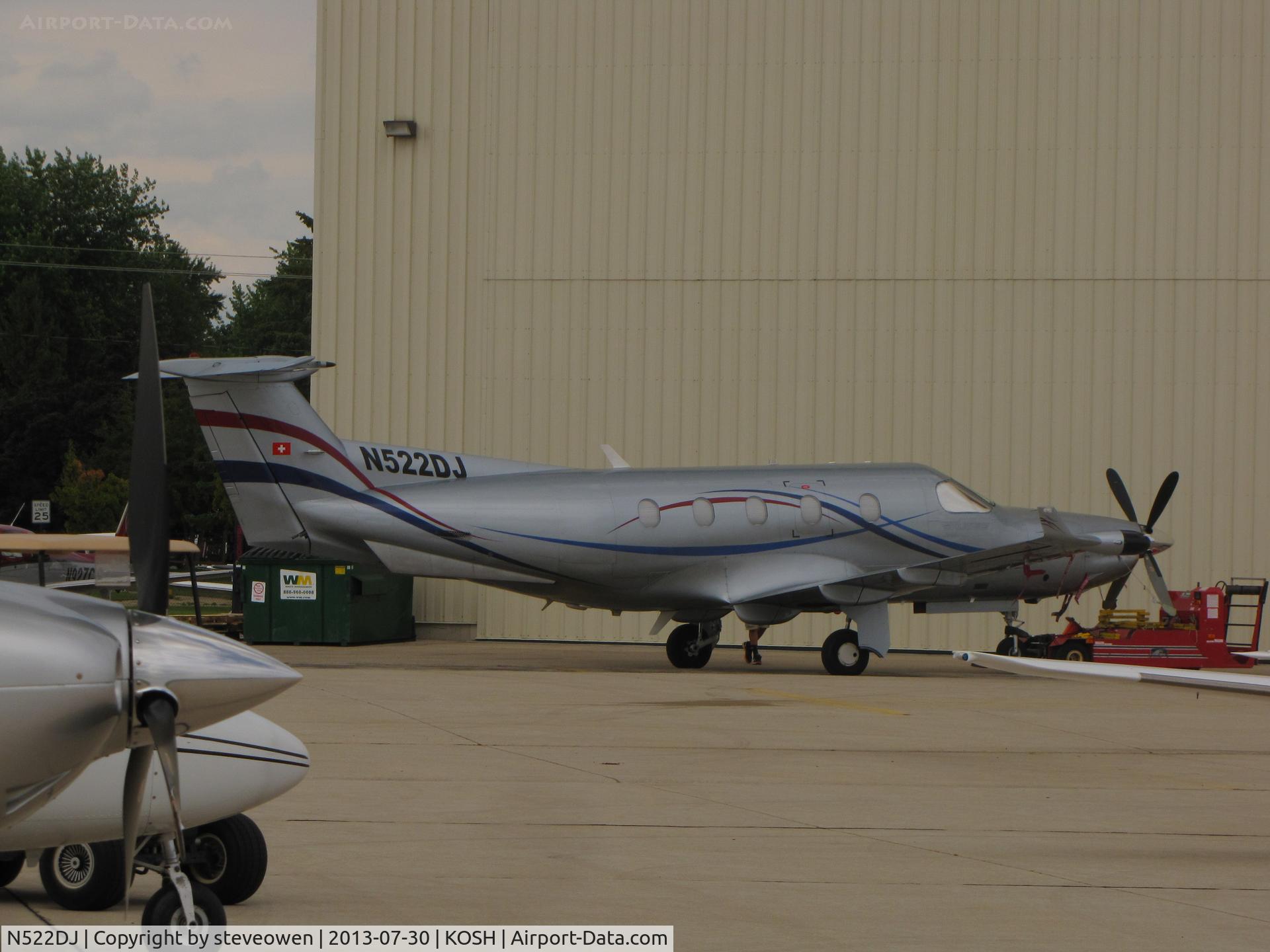 N522DJ, 2004 Pilatus PC-12/45 C/N 539, Orion FBO ramp