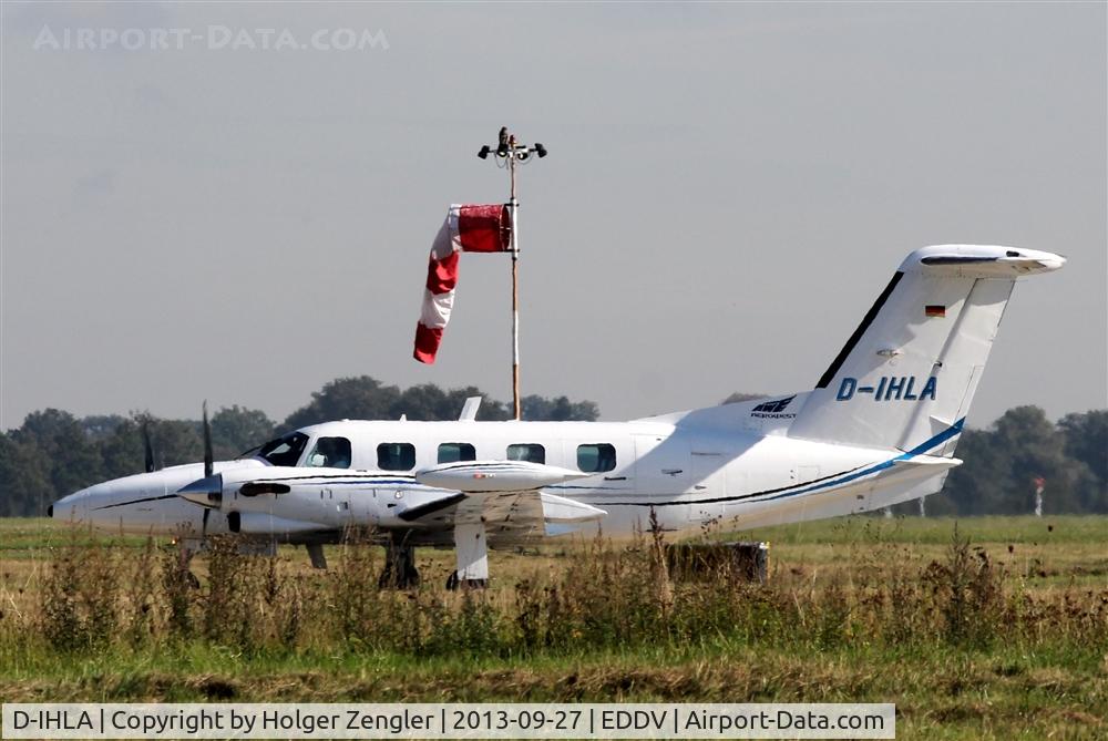 D-IHLA, 1983 Piper PA-42-720 Cheyenne IIIA C/N 42-8301001, On taxi for take-off...