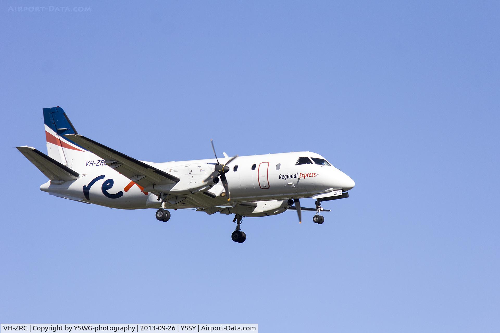 VH-ZRC, 1996 SAAB 340B C/N 340B-390, Regional Express Airlines (VH-ZRC) Saab 340B on approach to runway 25 at Sydney Airport.