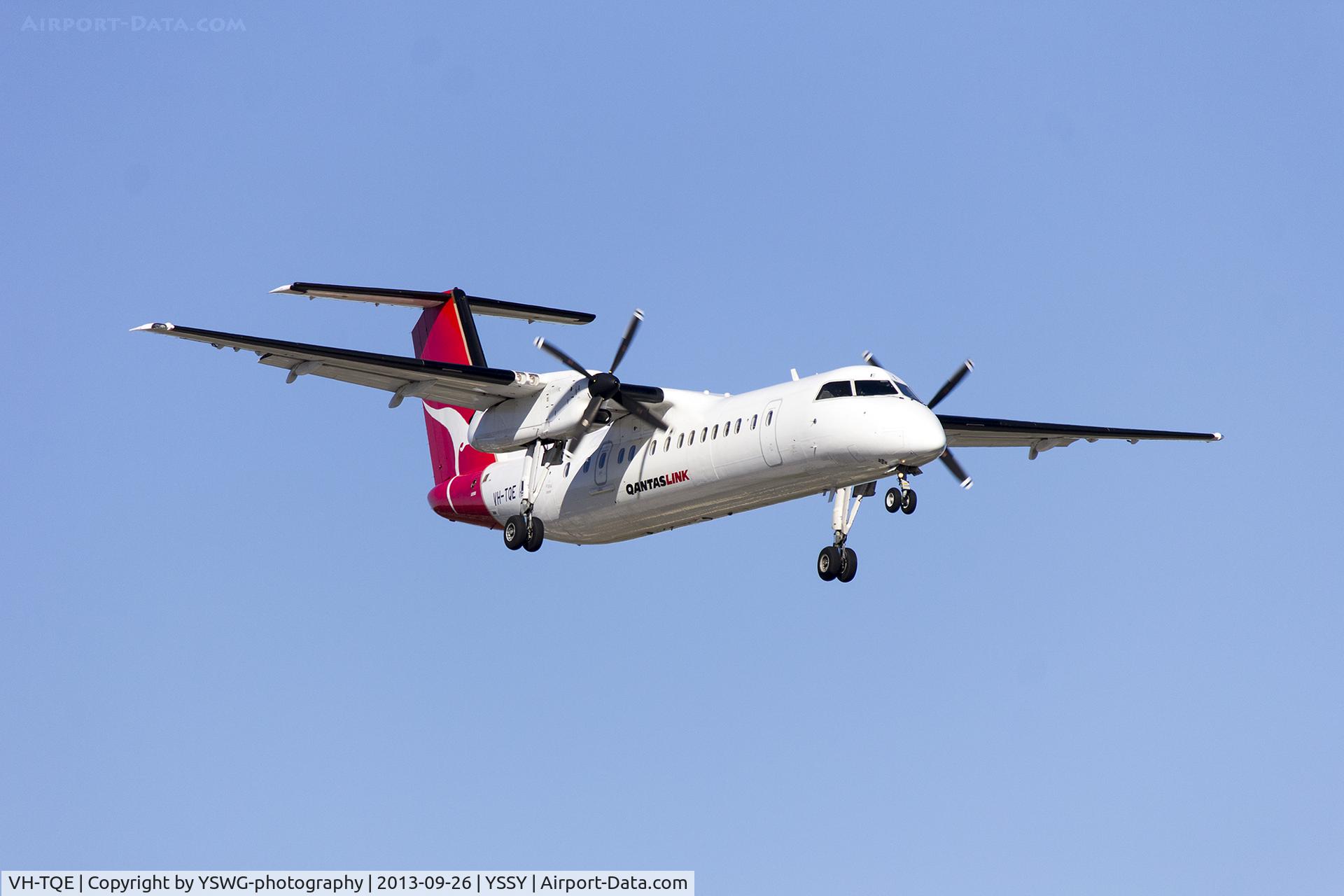 VH-TQE, 2003 De Havilland Canada DHC-8-315 Dash 8 C/N 596, Eastern Australia Airlines (VH-TQE) de Havilland Canada DHC-8-315 on approach to runway 25 at Sydney Airport.