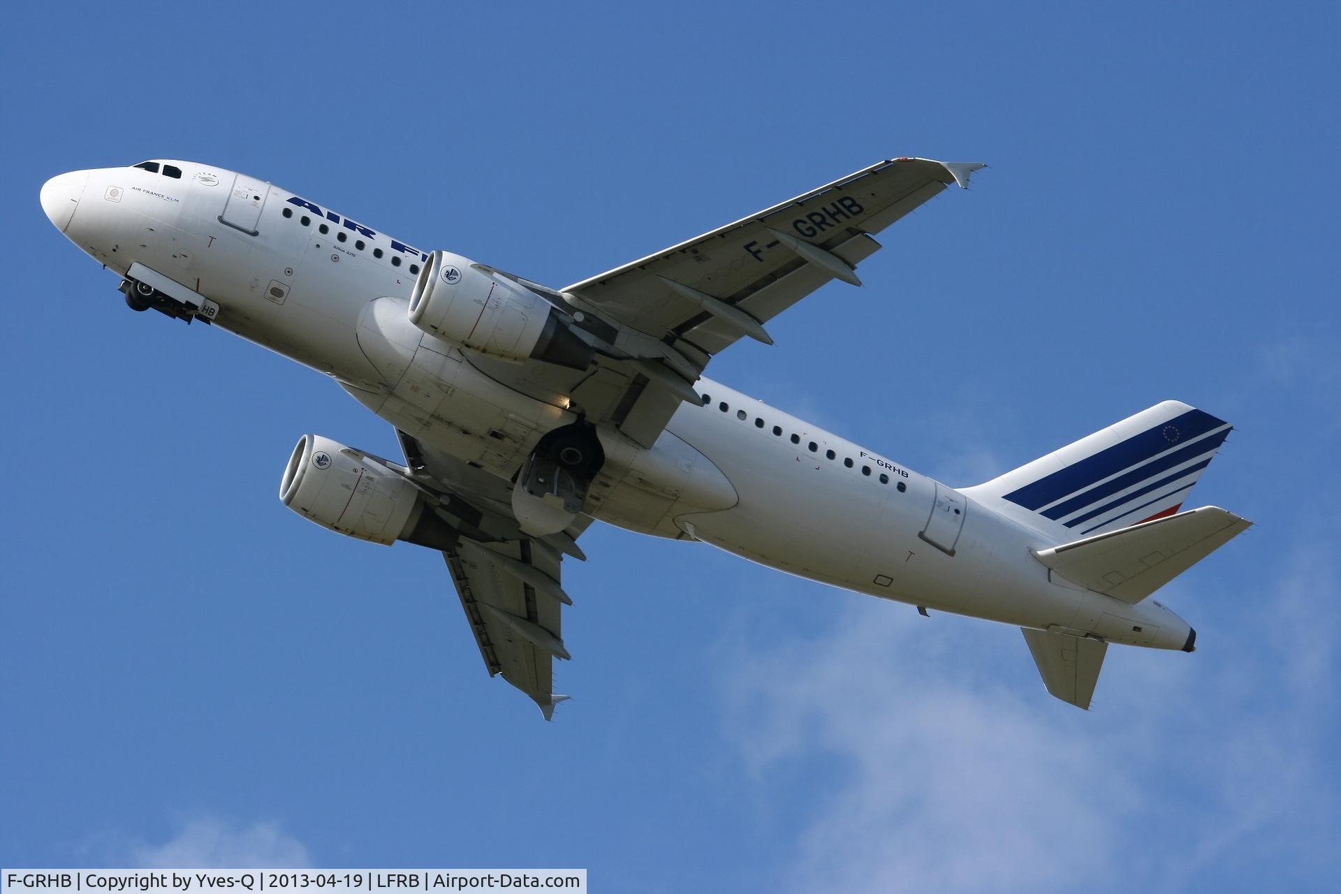 F-GRHB, 1999 Airbus A319-111 C/N 985, Airbus A319-111, Take off rwy 25L, Brest-Bretagne Airport (LFRB-BES)