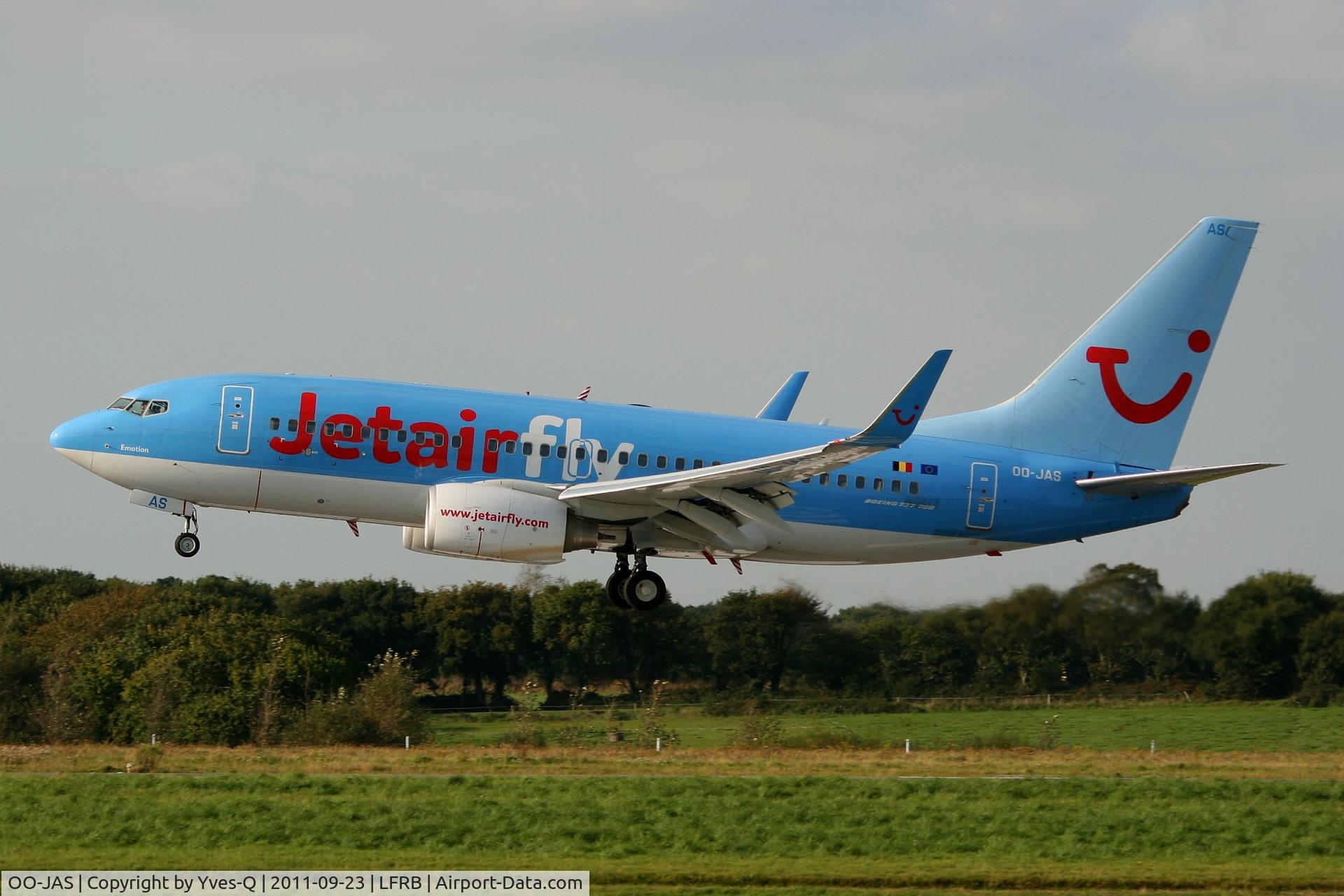 OO-JAS, 2008 Boeing 737-7K5 C/N 35144, Boeing 737-7K5, On final rwy 25L, Brest-Bretagne Airport (LFRB-BES)
