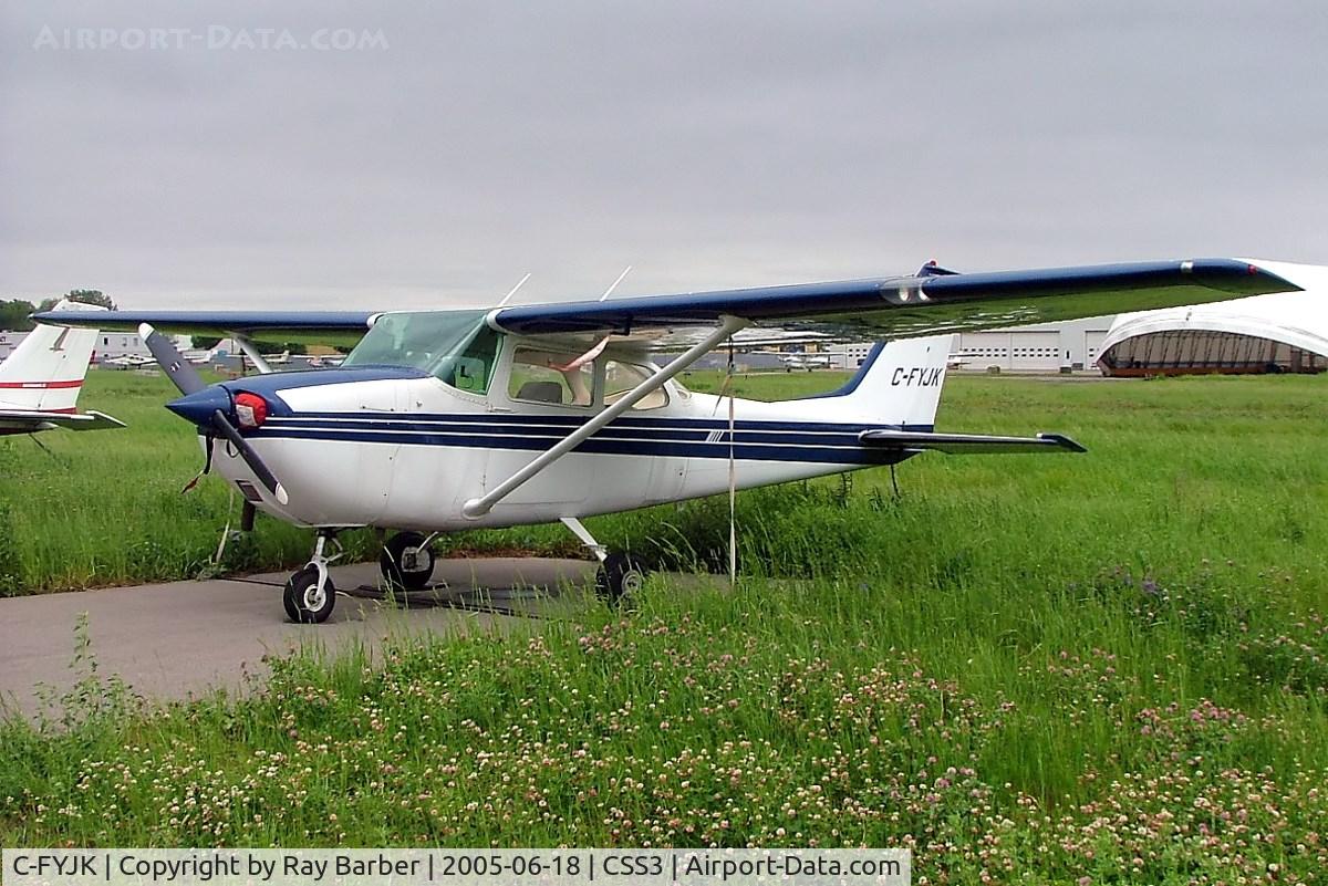 C-FYJK, 1969 Cessna 172K Skyhawk C/N 17258187, Cessna 172K Skyhawk [172-58187] Les Cedres~C 18/06/2005