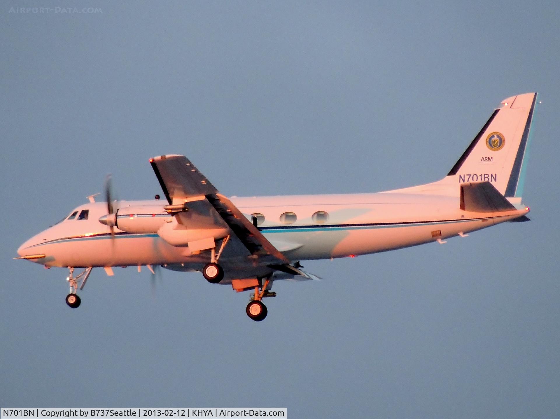 N701BN, 1961 Grumman G-159 Gulfstream 1 C/N 74, On approach to KHYA.